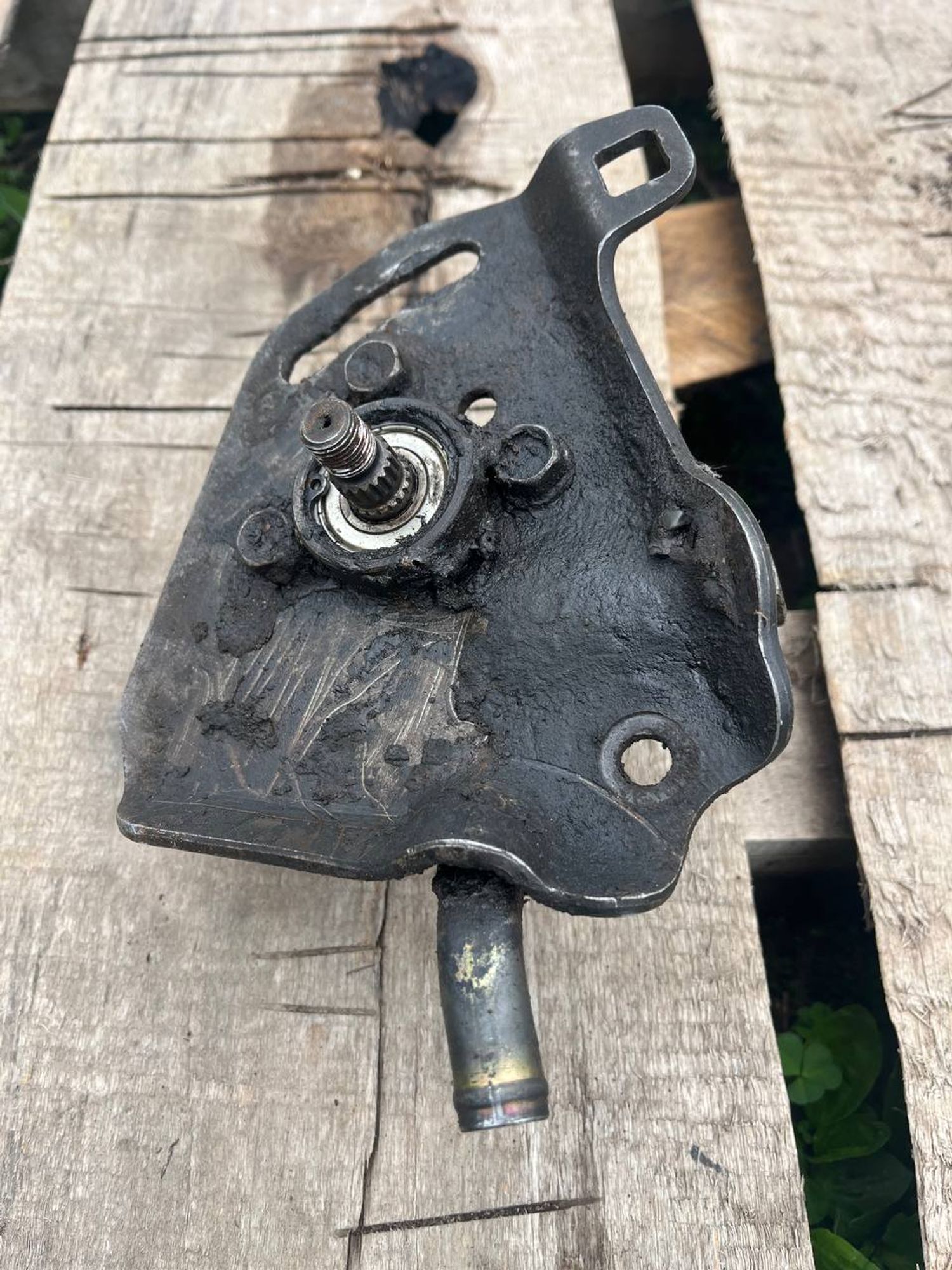 https://ycs.partsauto.market/partsauto-images/thmbs/userImages/268b2560e61c6abd63922b1757f69986/part/401cfc51-3205-43ed-b4c2-61eb7c40d6f9_1778929348427.jpg