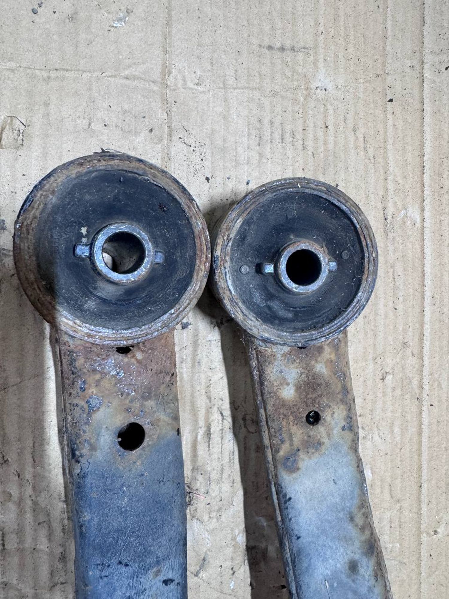 https://ycs.partsauto.market/partsauto-images/thmbs/userImages/268b2560e61c6abd63922b1757f69986/part/45c22740-4539-4850-b06c-a00b1c27bbb0_1786647839344.jpg