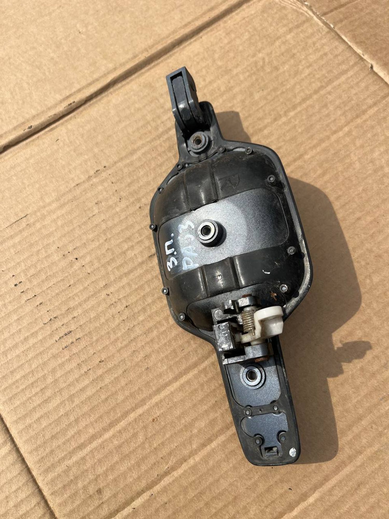 https://ycs.partsauto.market/partsauto-images/thmbs/userImages/268b2560e61c6abd63922b1757f69986/part/51c529ee-fdbf-498a-a7ef-e6fa838d0294_1777273029081.jpg