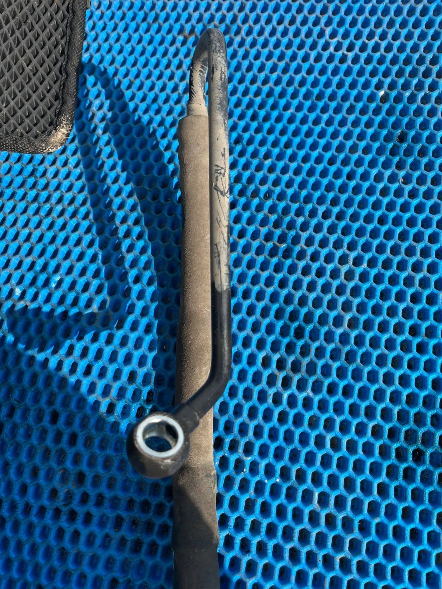 https://ycs.partsauto.market/partsauto-images/thmbs/userImages/268b2560e61c6abd63922b1757f69986/part/6c8f05e3-4947-4f4d-95ad-5626df02337e_1779868012894.jpg