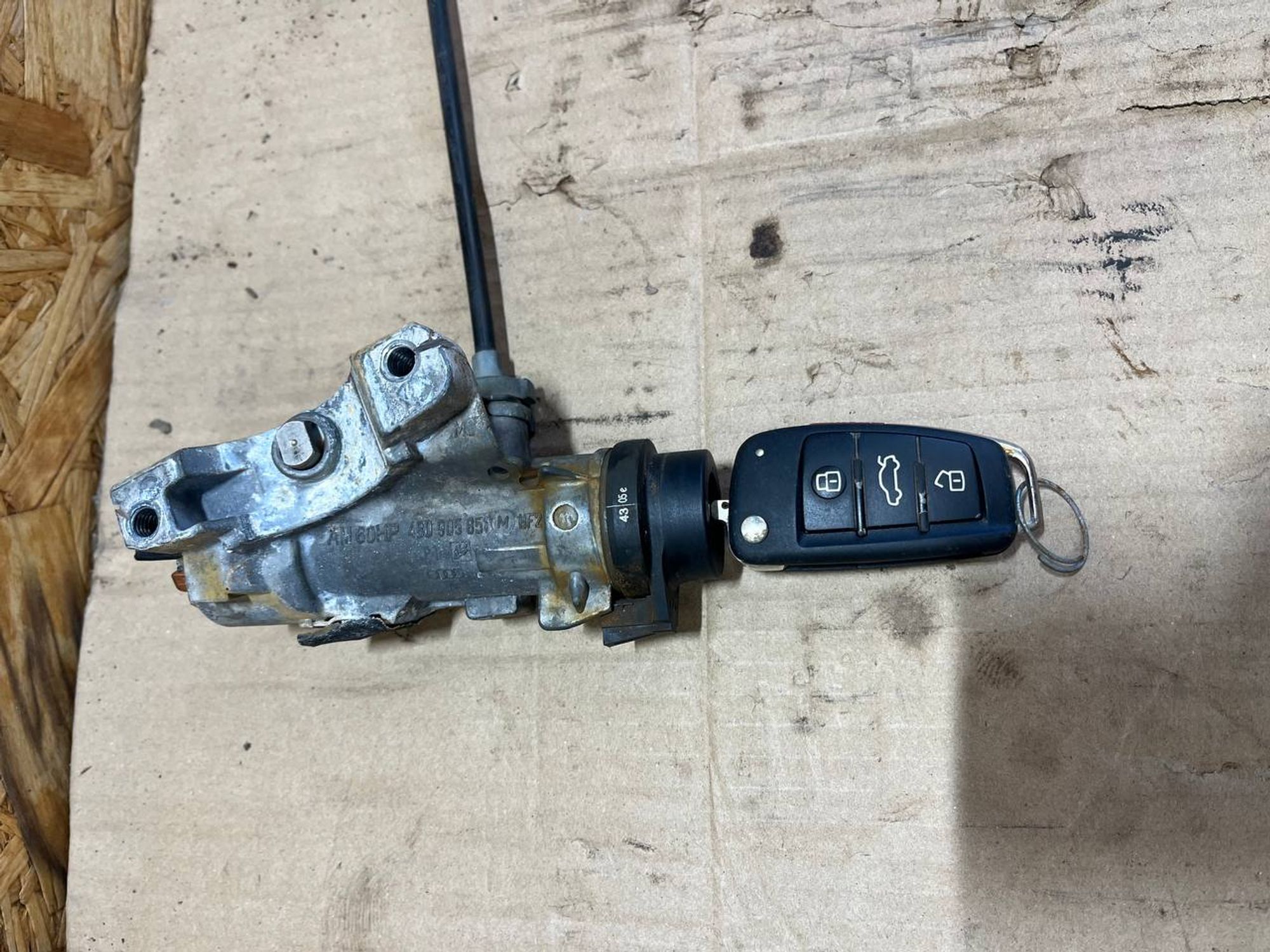 https://ycs.partsauto.market/partsauto-images/thmbs/userImages/268b2560e61c6abd63922b1757f69986/part/7c3551ac-a130-44a6-8836-184849d29fa2_1786686725100.jpg