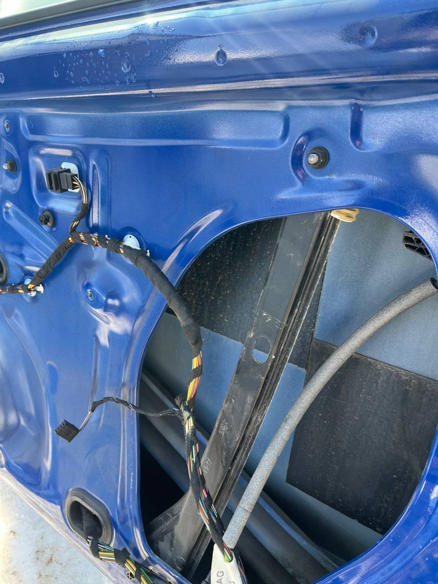 https://ycs.partsauto.market/partsauto-images/thmbs/userImages/268b2560e61c6abd63922b1757f69986/part/824a78d7-9f14-4e32-9c85-2d25a1f895a3_1776146260291.jpg