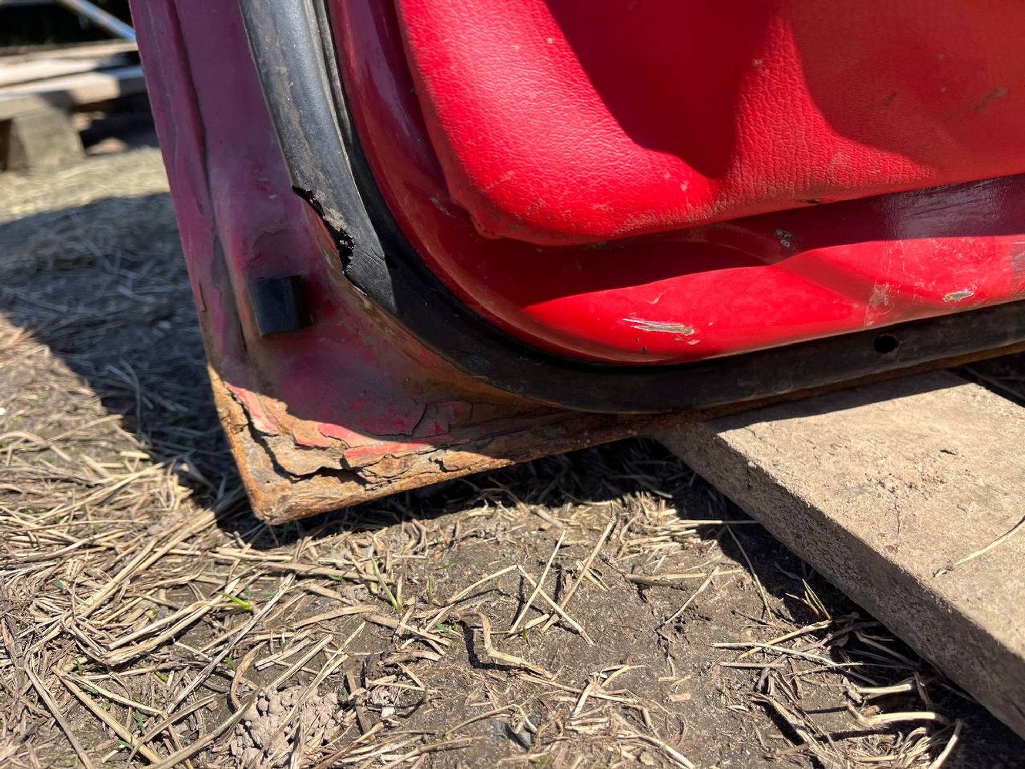 Дверь левая передняя в сборе Isuzu Trooper, I, 6000 рублей, Семиозерка