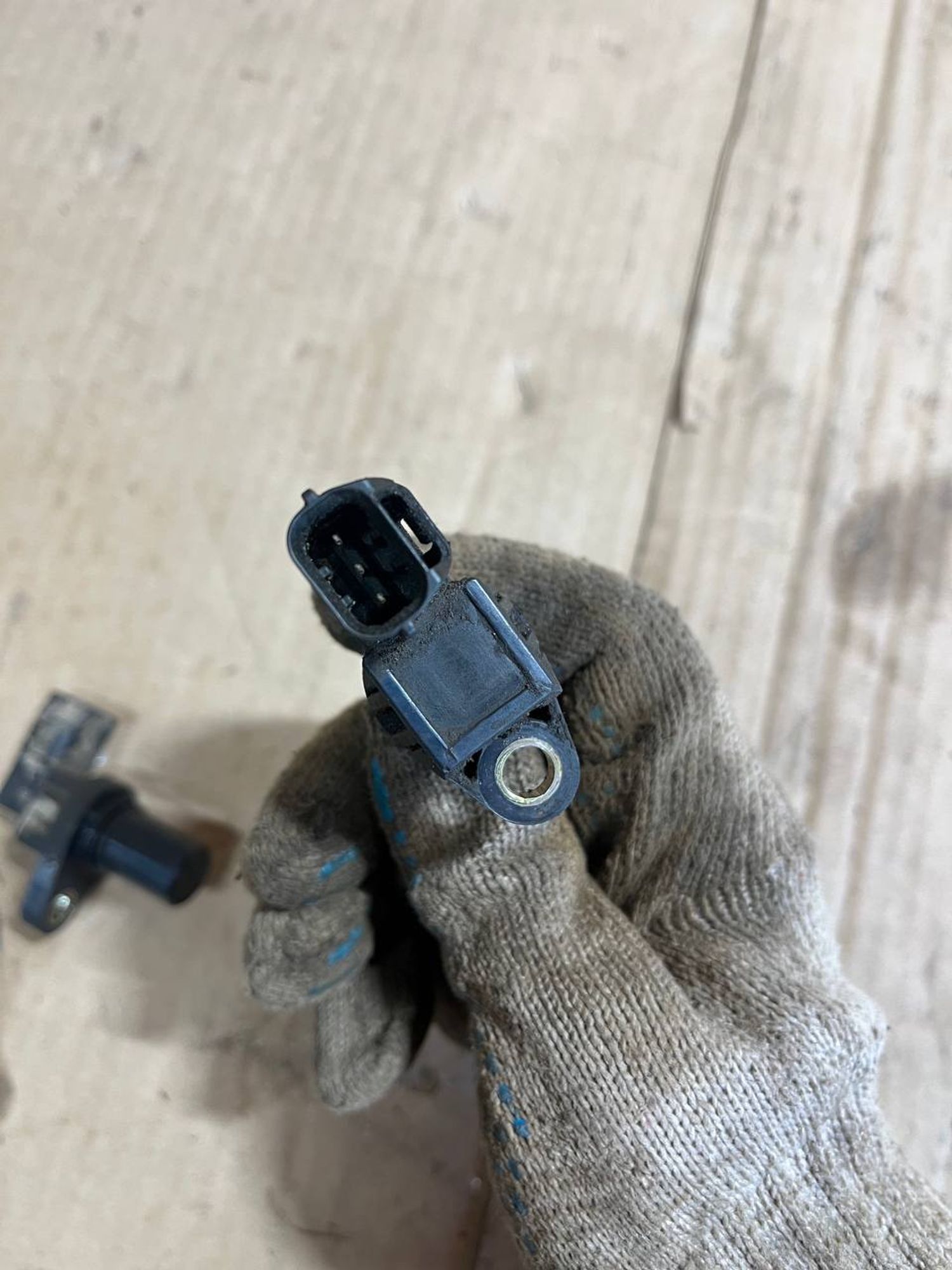 https://ycs.partsauto.market/partsauto-images/thmbs/userImages/268b2560e61c6abd63922b1757f69986/part/88bde20d-2f39-48c2-9897-7a4e8f4ca55d_1780245651450.jpg