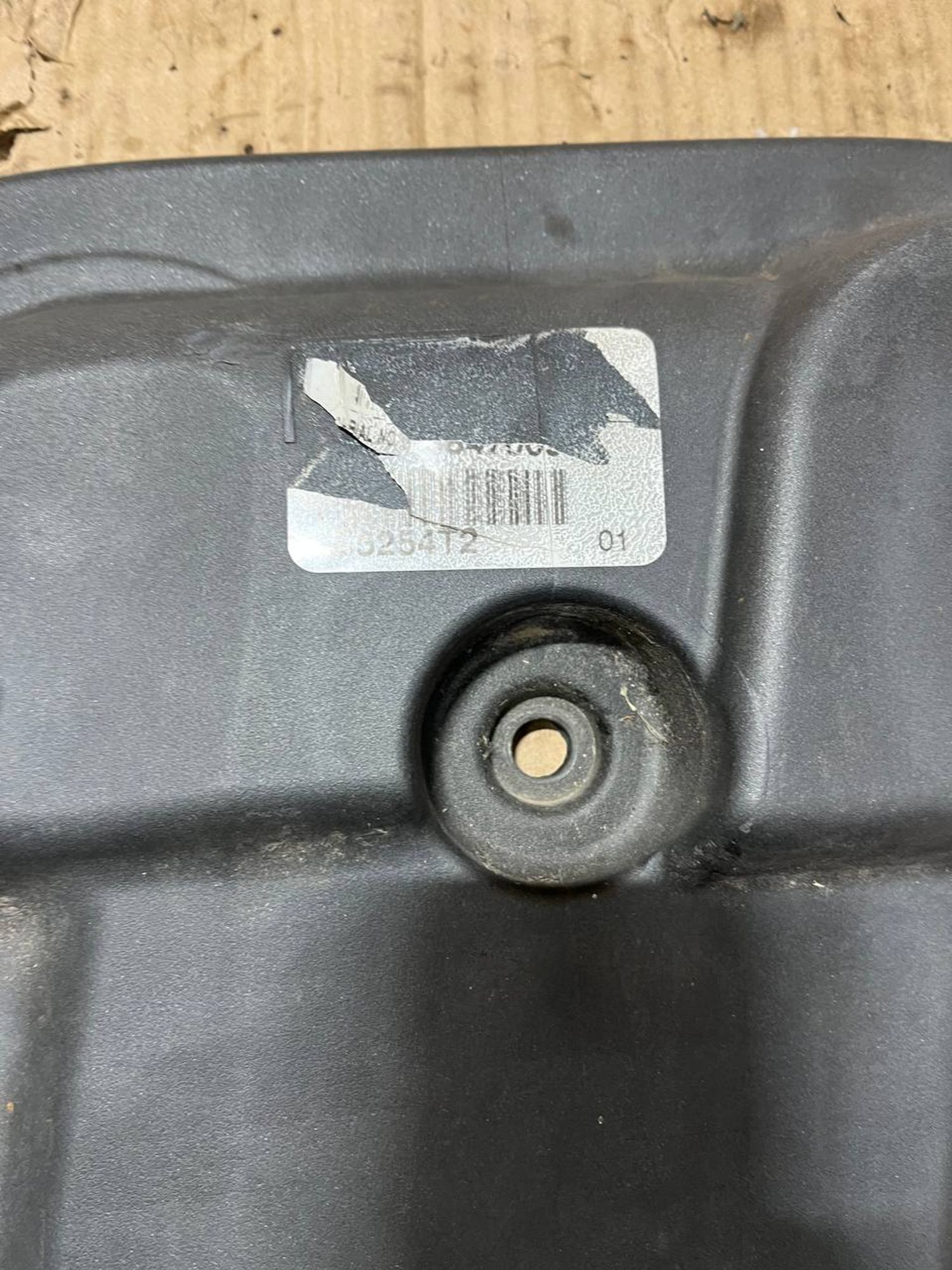 https://ycs.partsauto.market/partsauto-images/thmbs/userImages/268b2560e61c6abd63922b1757f69986/part/89c6842c-e930-4569-a471-925ed2c3a9b0_1778928015689.jpg