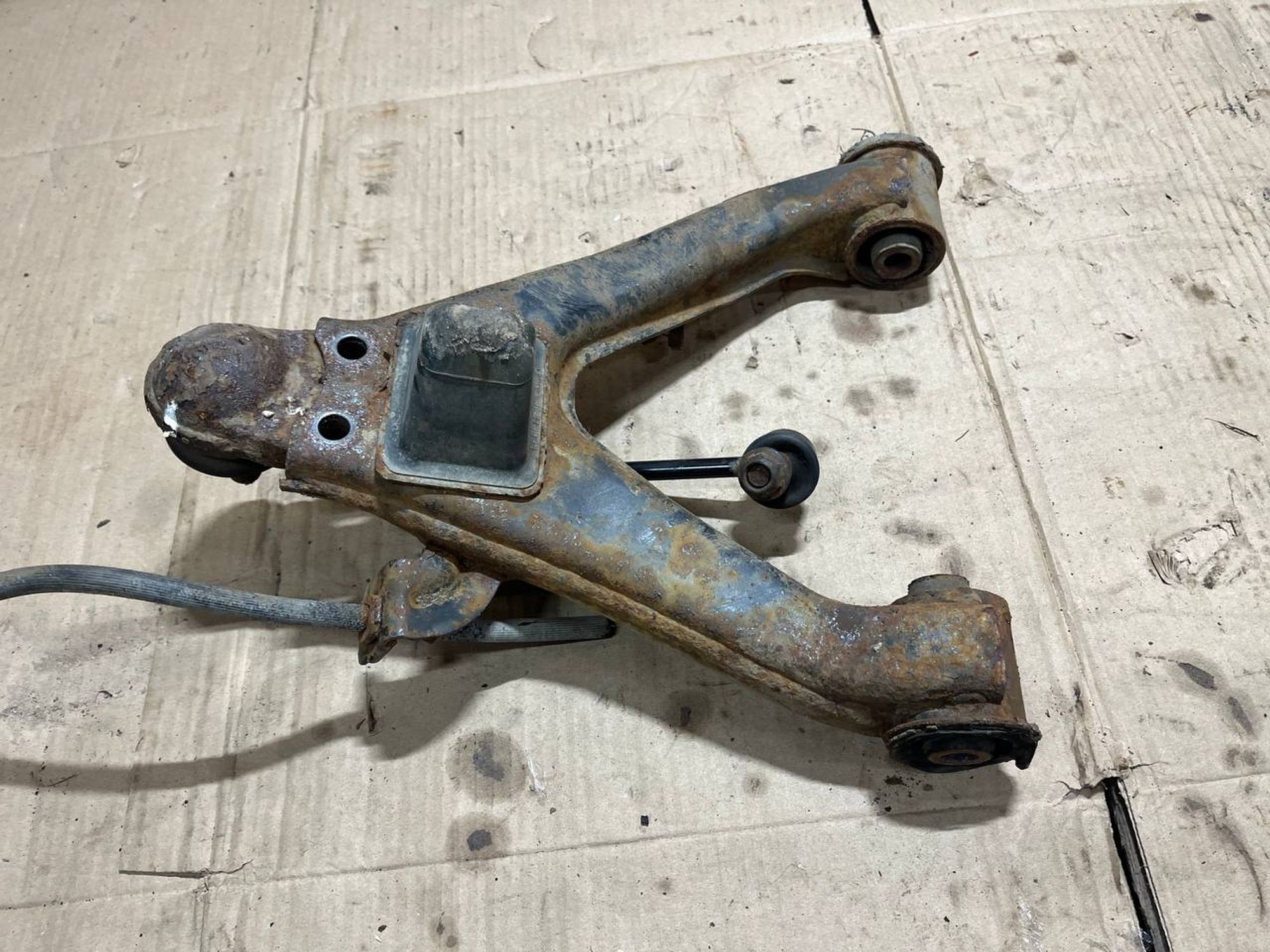 https://ycs.partsauto.market/partsauto-images/thmbs/userImages/268b2560e61c6abd63922b1757f69986/part/8e85964a-314d-49f2-b5f9-3f6ad0da37ec_1778928172064.jpg