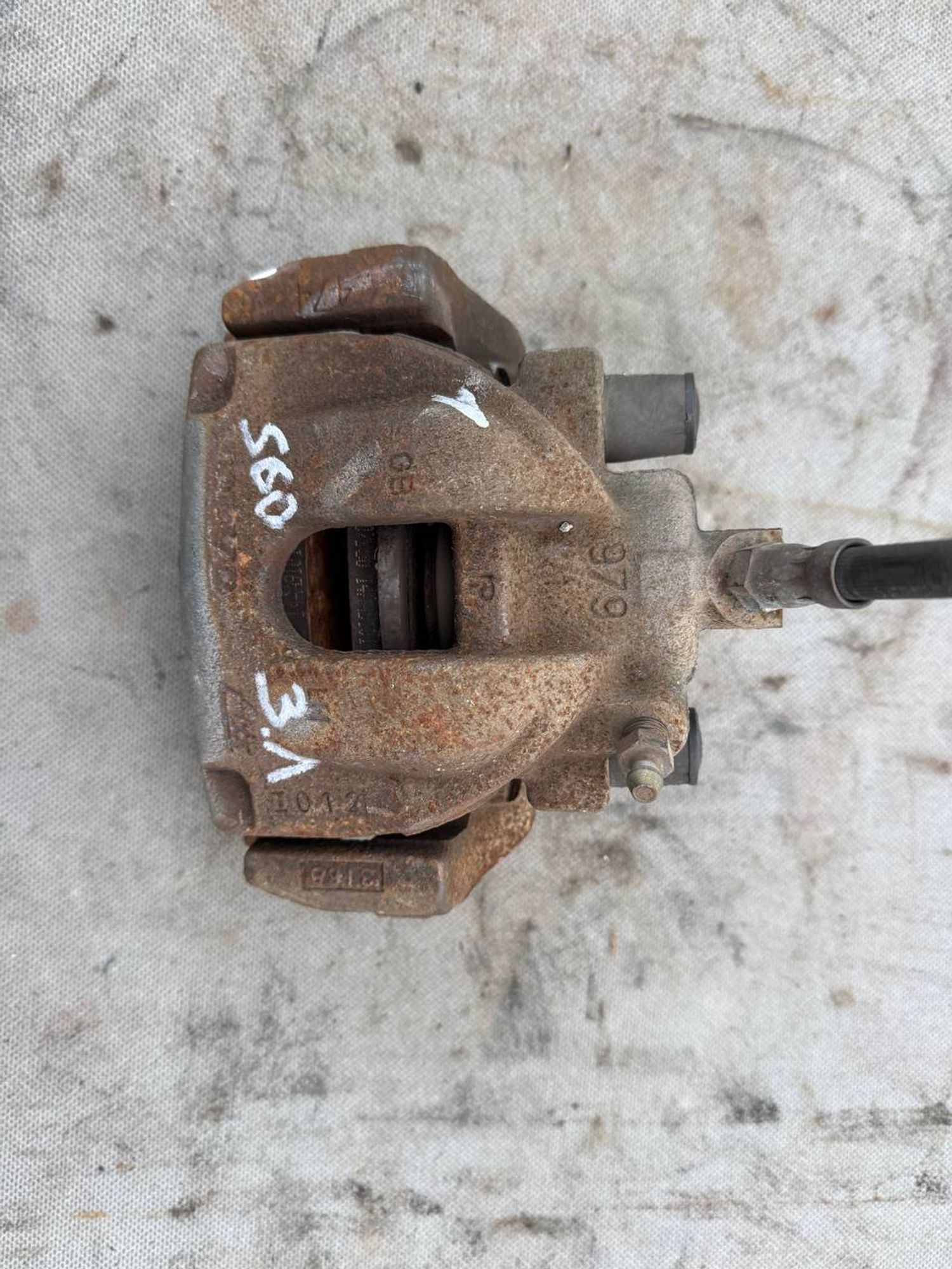 Суппорт тормозной задний левый Volvo S60, I Рестайлинг, 1500 рублей, Семиозерка