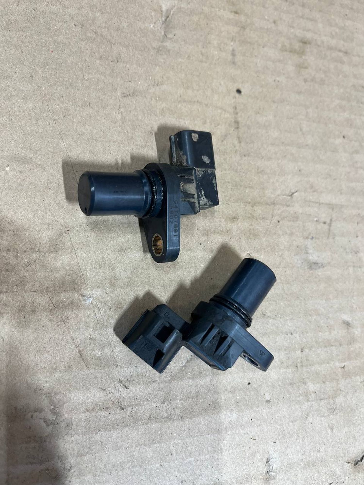 https://ycs.partsauto.market/partsauto-images/thmbs/userImages/268b2560e61c6abd63922b1757f69986/part/8f9ccebe-1b8d-4b63-8b11-c92d4e19b880_1780245651626.jpg