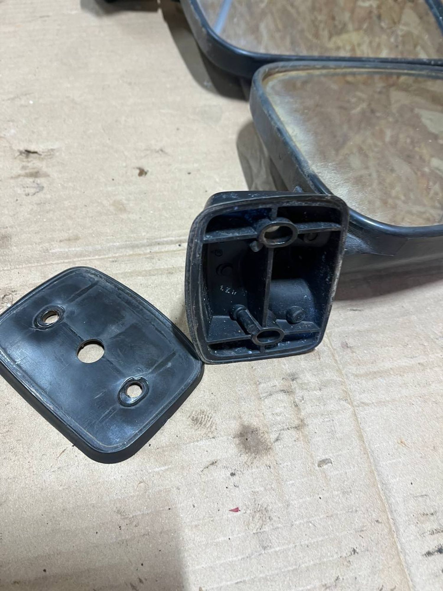 https://ycs.partsauto.market/partsauto-images/thmbs/userImages/268b2560e61c6abd63922b1757f69986/part/95989c59-86c1-455a-8953-ab2c7d33ffec_1777904518858.jpg