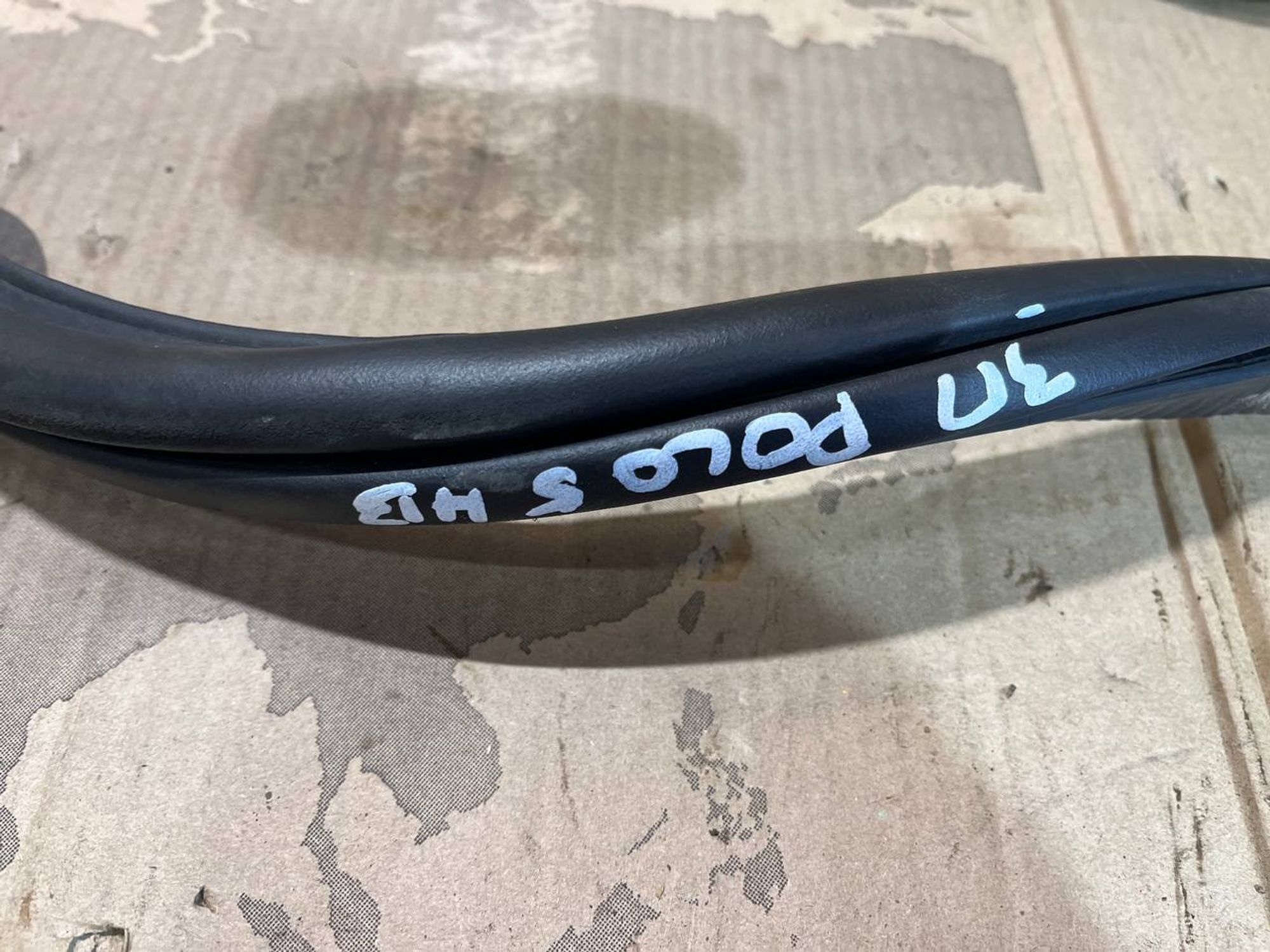 https://ycs.partsauto.market/partsauto-images/thmbs/userImages/268b2560e61c6abd63922b1757f69986/part/96fc755a-5552-4406-802a-31c632b9b9f6_1779870272205.jpg