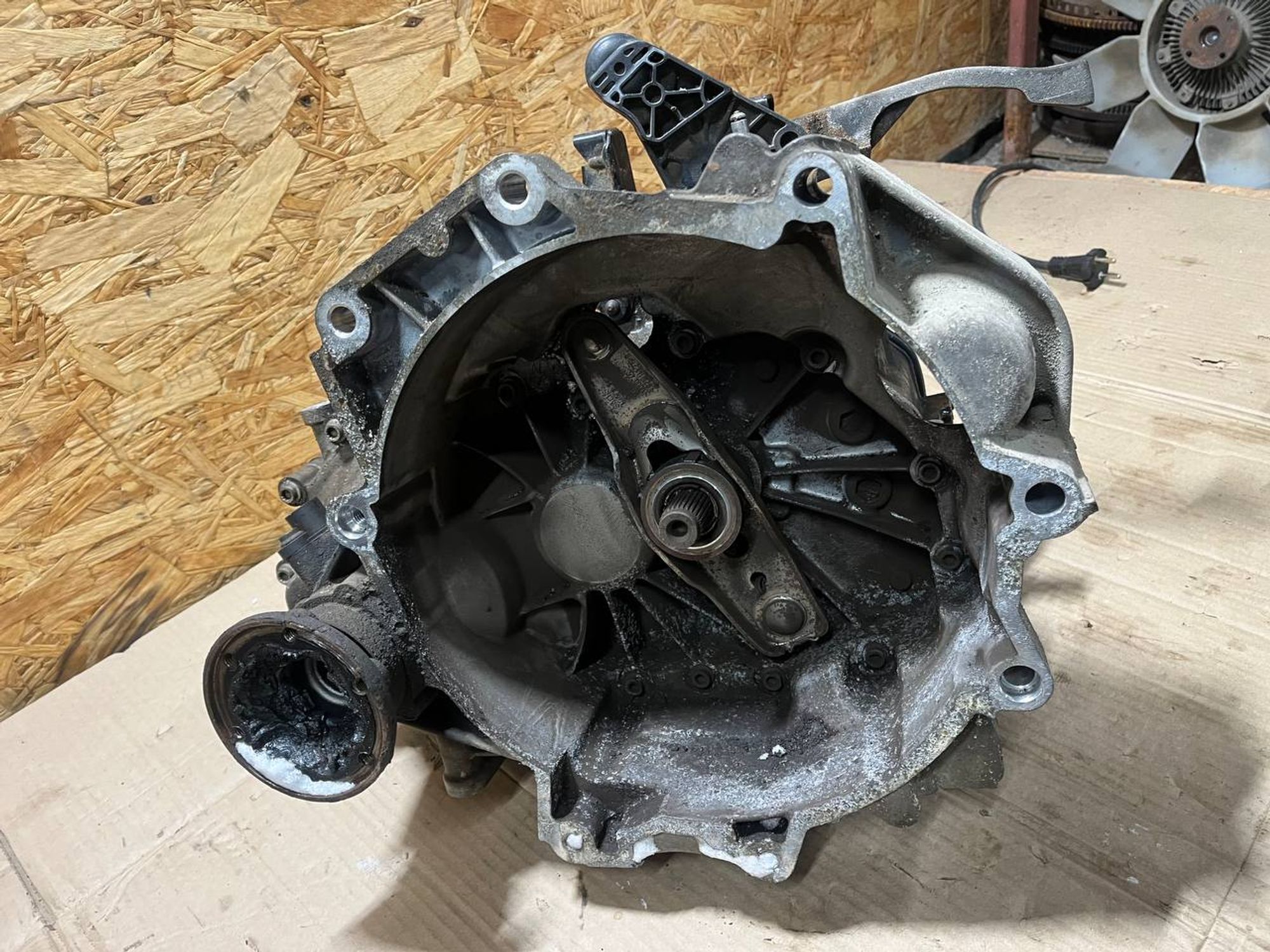 МКПП Volkswagen Polo, V (2009—2015), 29000 рублей, Семиозерка