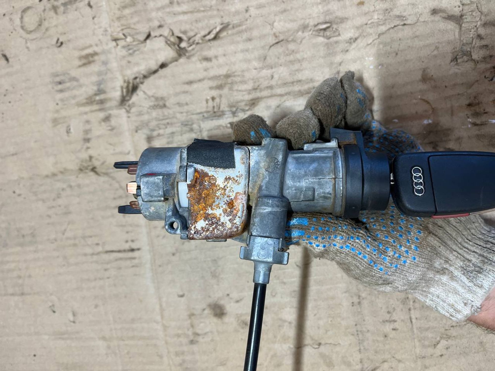 https://ycs.partsauto.market/partsauto-images/thmbs/userImages/268b2560e61c6abd63922b1757f69986/part/99a83196-3d42-4432-b399-964050744963_1786686725072.jpg