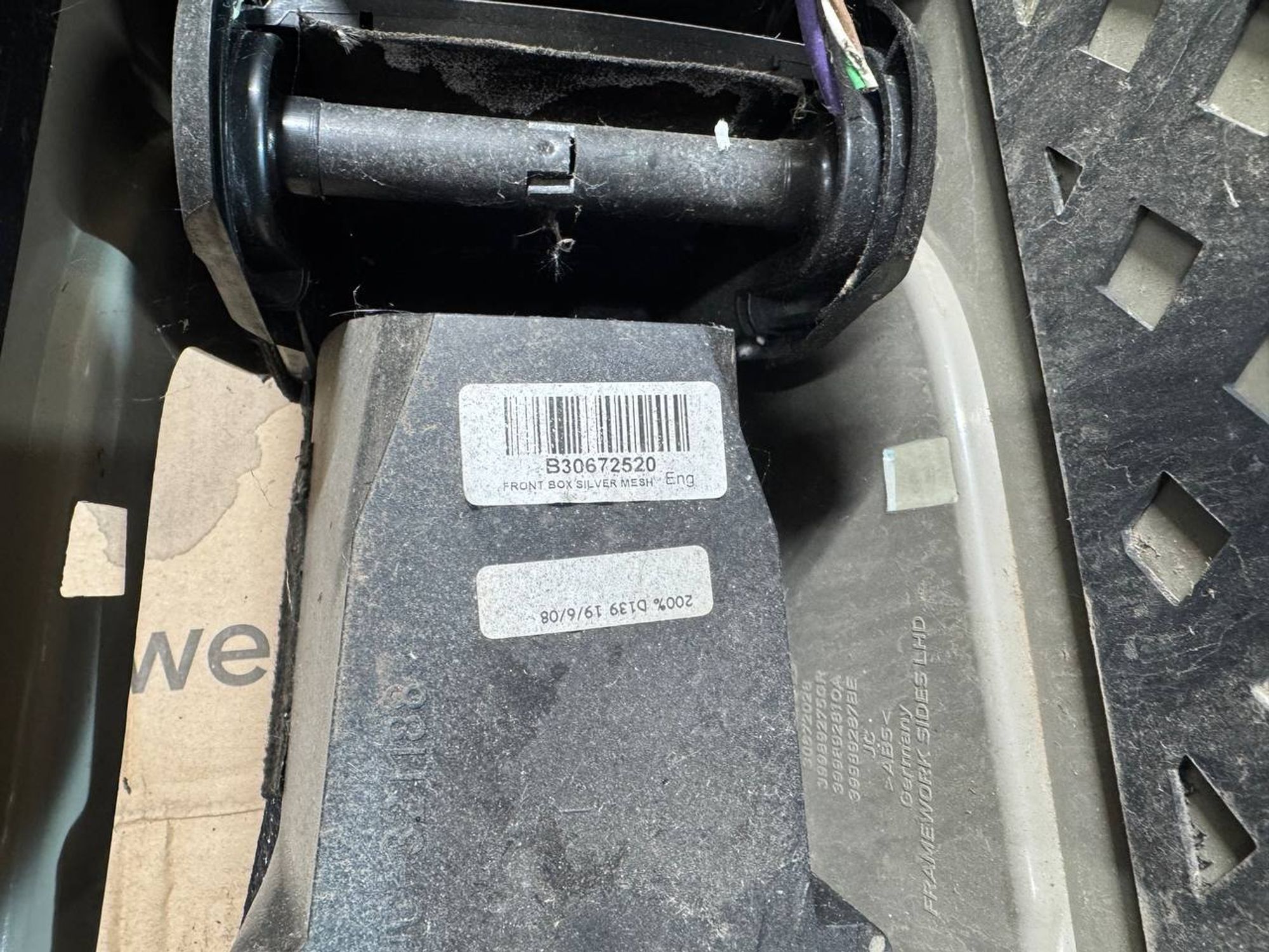 https://ycs.partsauto.market/partsauto-images/thmbs/userImages/268b2560e61c6abd63922b1757f69986/part/9a9fb2a1-85d9-4c69-ab19-8ae9682e2a8c_1776960202541.jpg