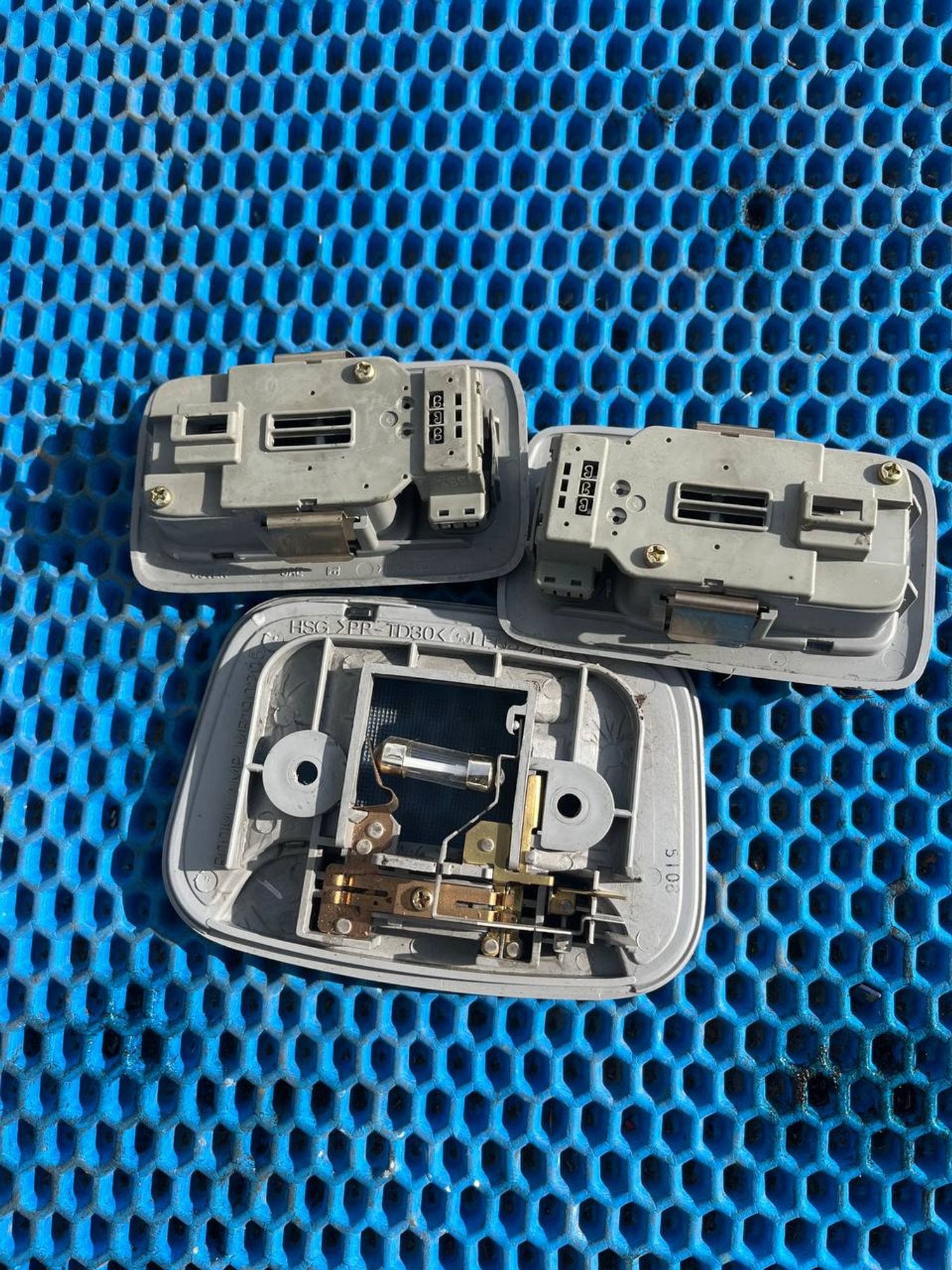 https://ycs.partsauto.market/partsauto-images/thmbs/userImages/268b2560e61c6abd63922b1757f69986/part/9c7a6623-afff-41ea-b658-1449f86a9f9b_1778429804543.jpg