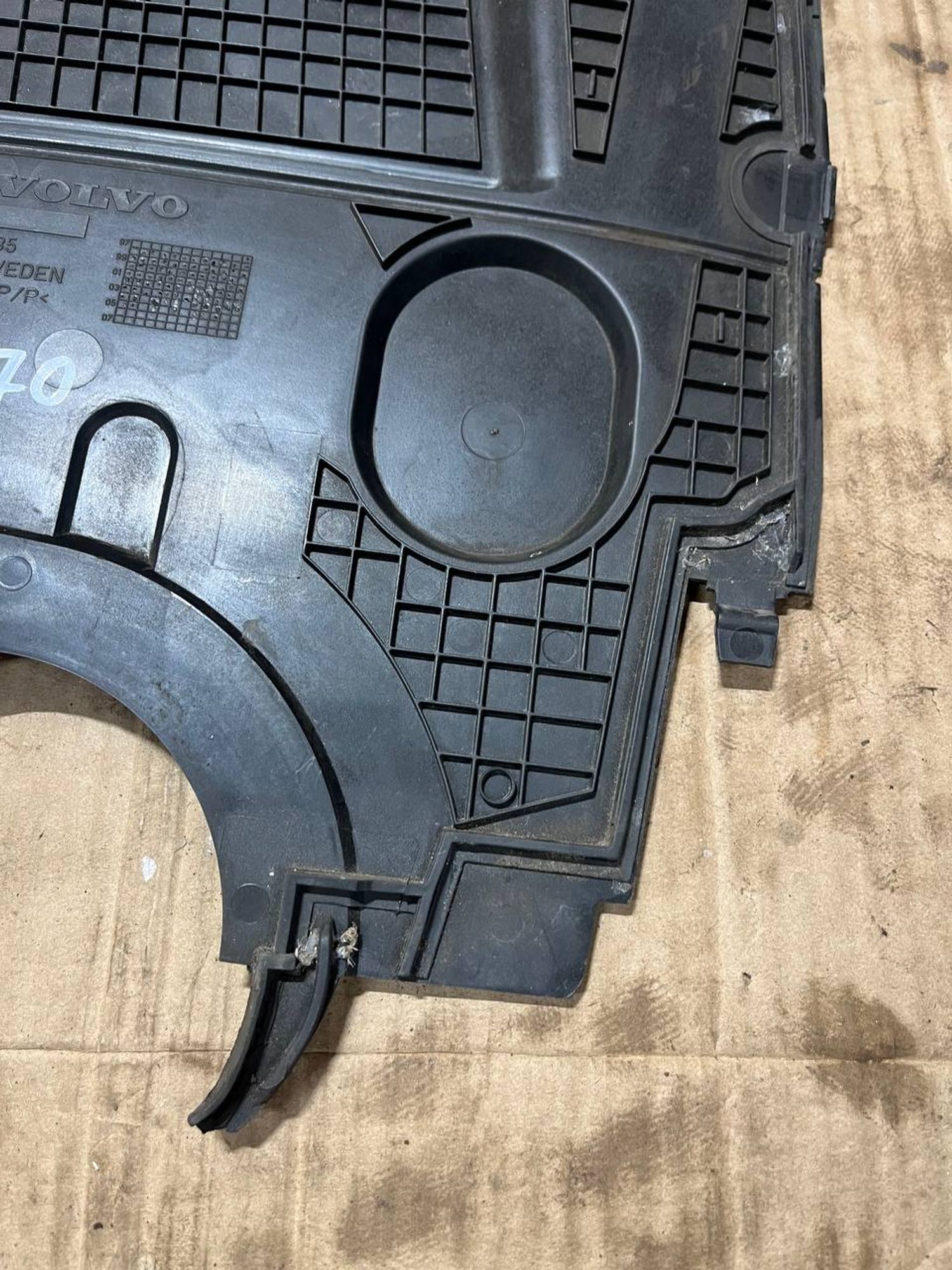 https://ycs.partsauto.market/partsauto-images/thmbs/userImages/268b2560e61c6abd63922b1757f69986/part/9d075f55-e624-4e03-9ec9-07d8edb5e2c0_1778928016588.jpg