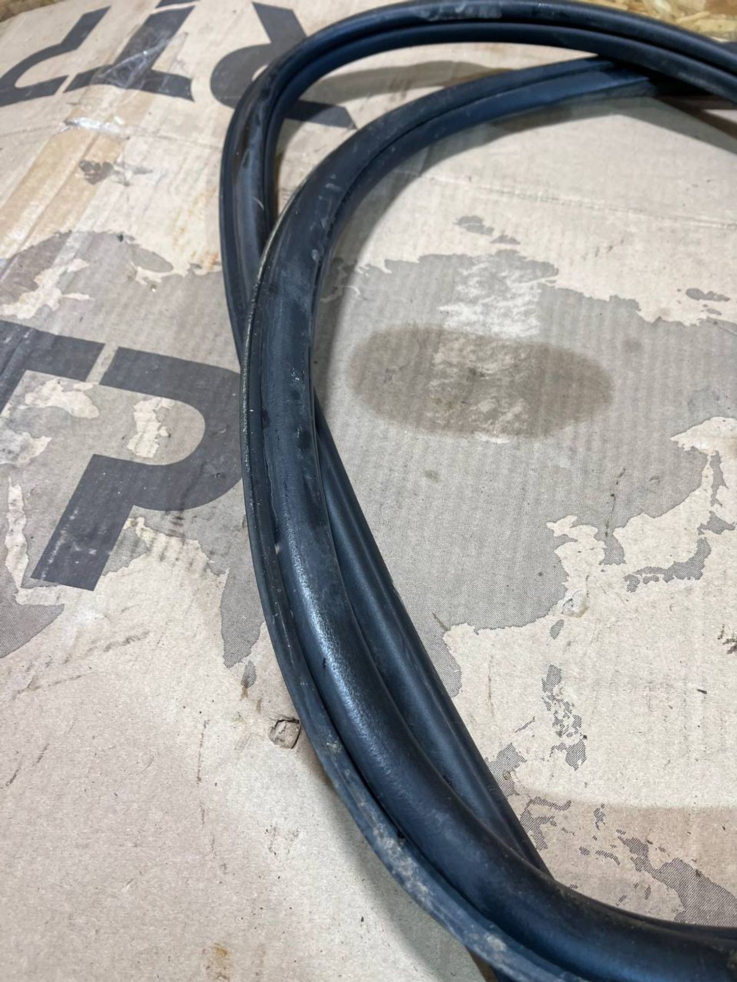 https://ycs.partsauto.market/partsauto-images/thmbs/userImages/268b2560e61c6abd63922b1757f69986/part/a1ff20e2-391c-4443-a9c9-999a7d939db9_1779870272059.jpg