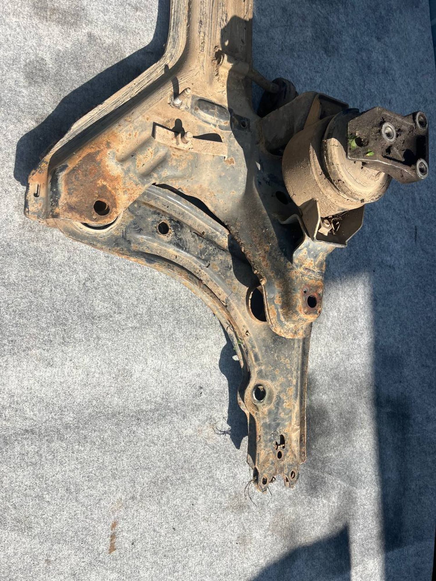 Подрамник передний Chery Bonus (A13), 2500 рублей, Семиозерка