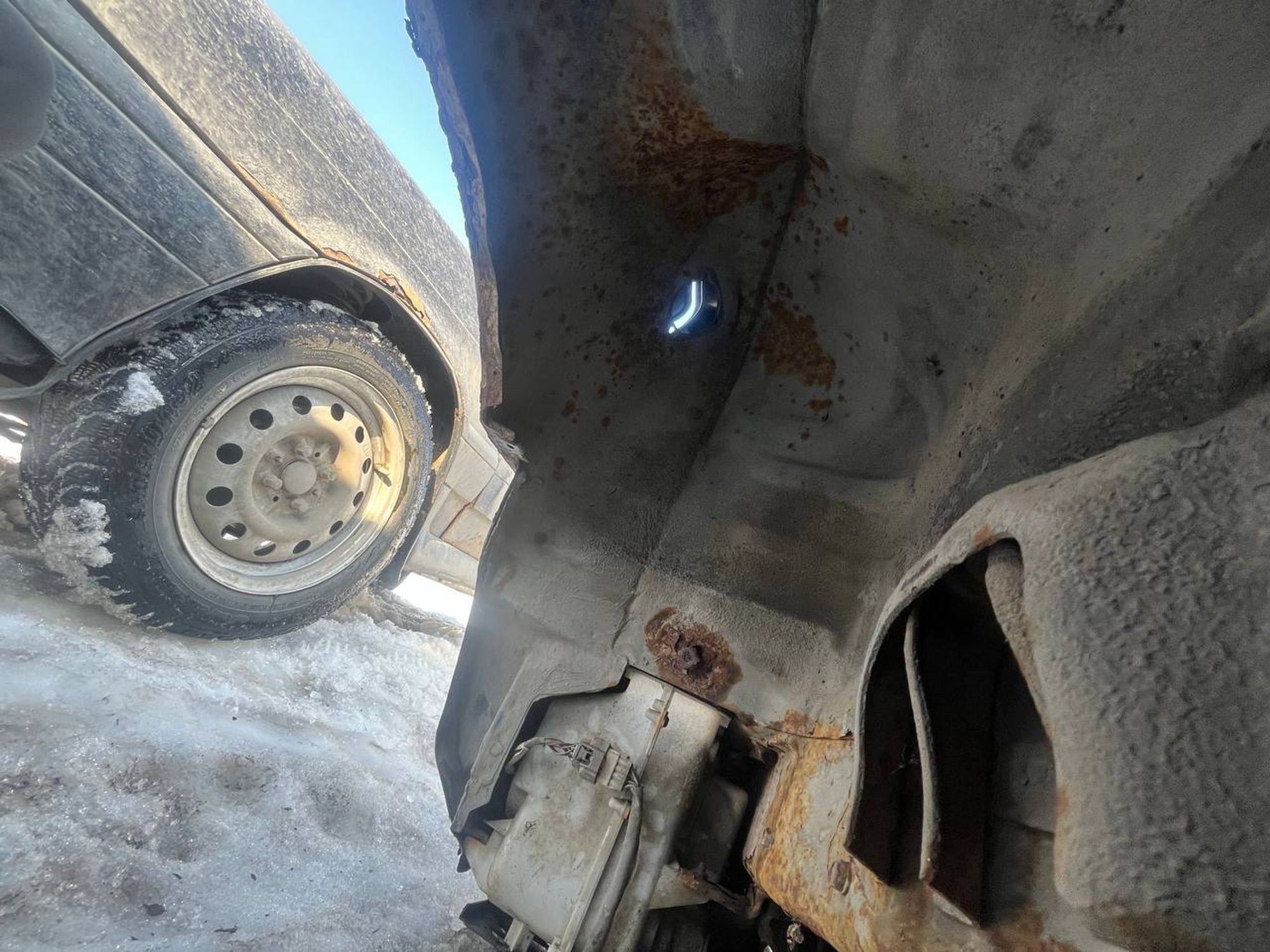 Крыло заднее правое Mitsubishi Pajero, III рестайлинг (2002—2006), 19000 рублей, Семиозерка