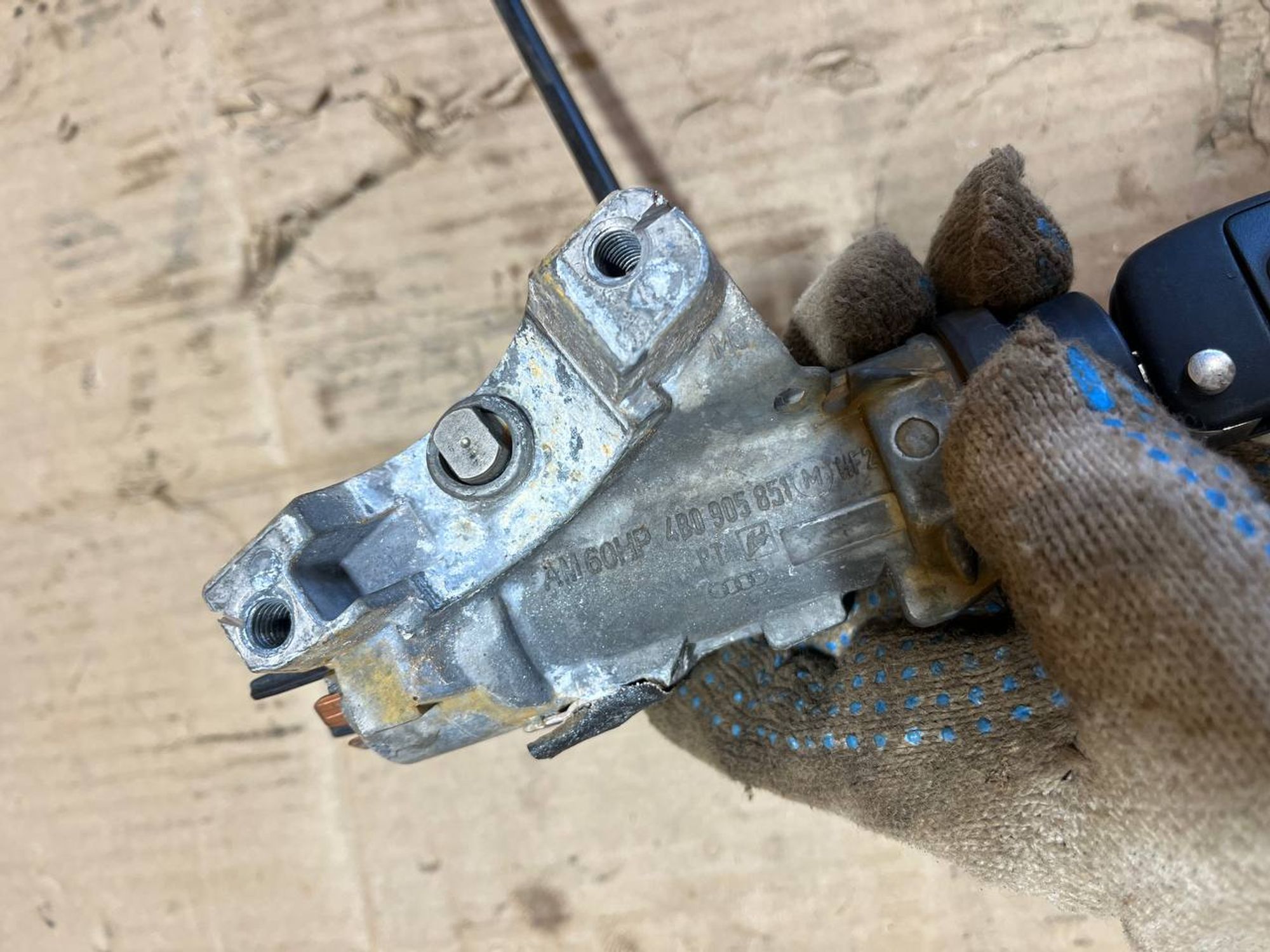 https://ycs.partsauto.market/partsauto-images/thmbs/userImages/268b2560e61c6abd63922b1757f69986/part/a62000a9-0781-44f7-8c49-fd5fca3d3817_1786686725216.jpg