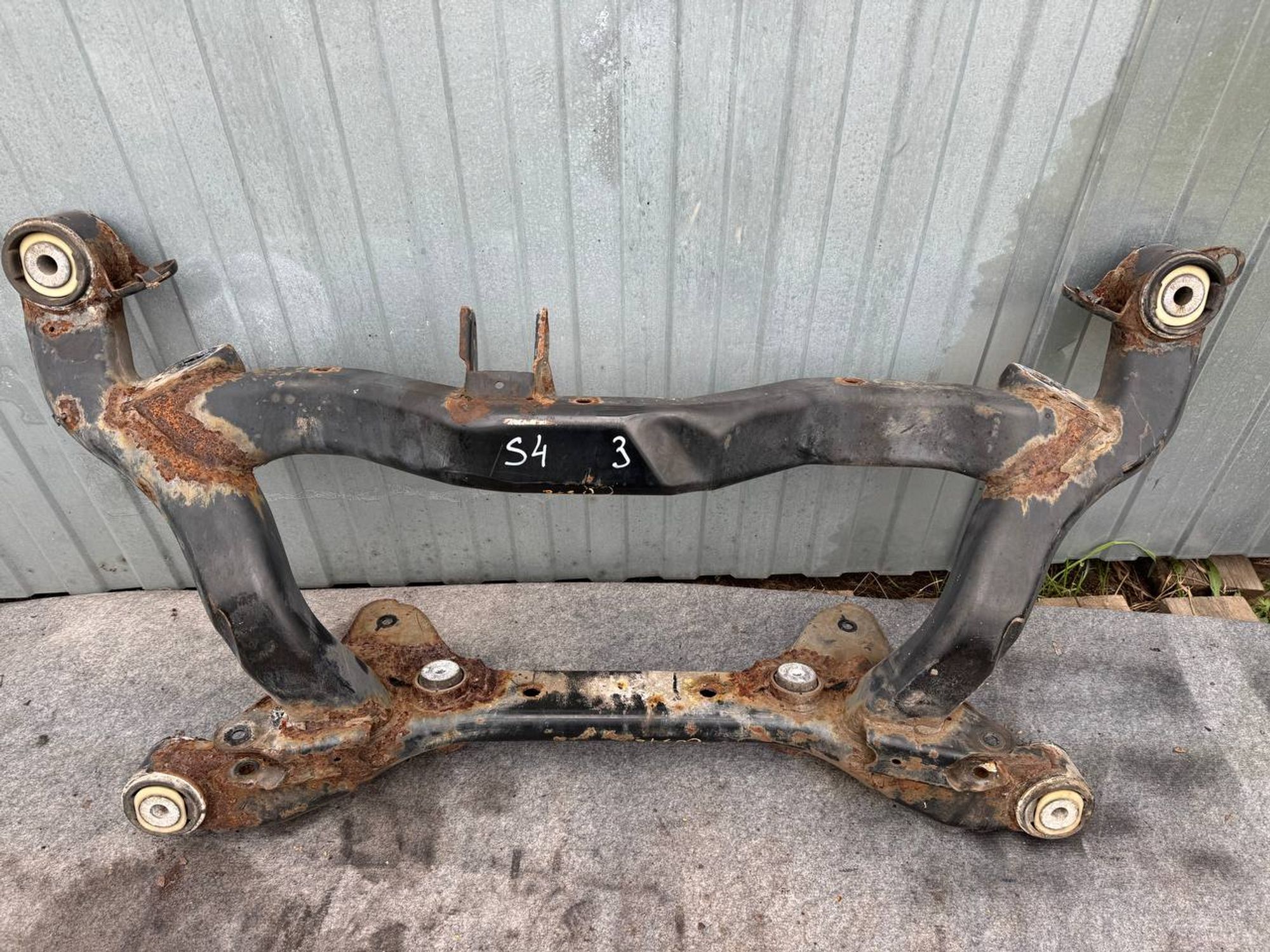 Подрамник задний Audi S4, II B6 (2002-2004), 2500 рублей, Семиозерка