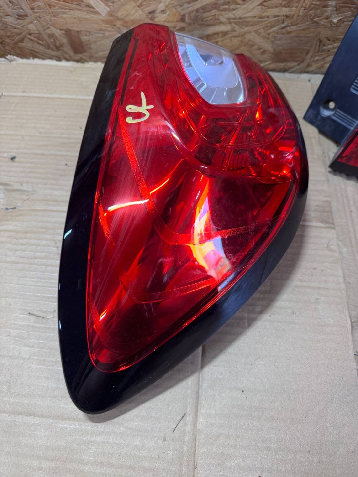 Фонарь Renault Kaptur, I (2016—2020), 10000 рублей, Семиозерка