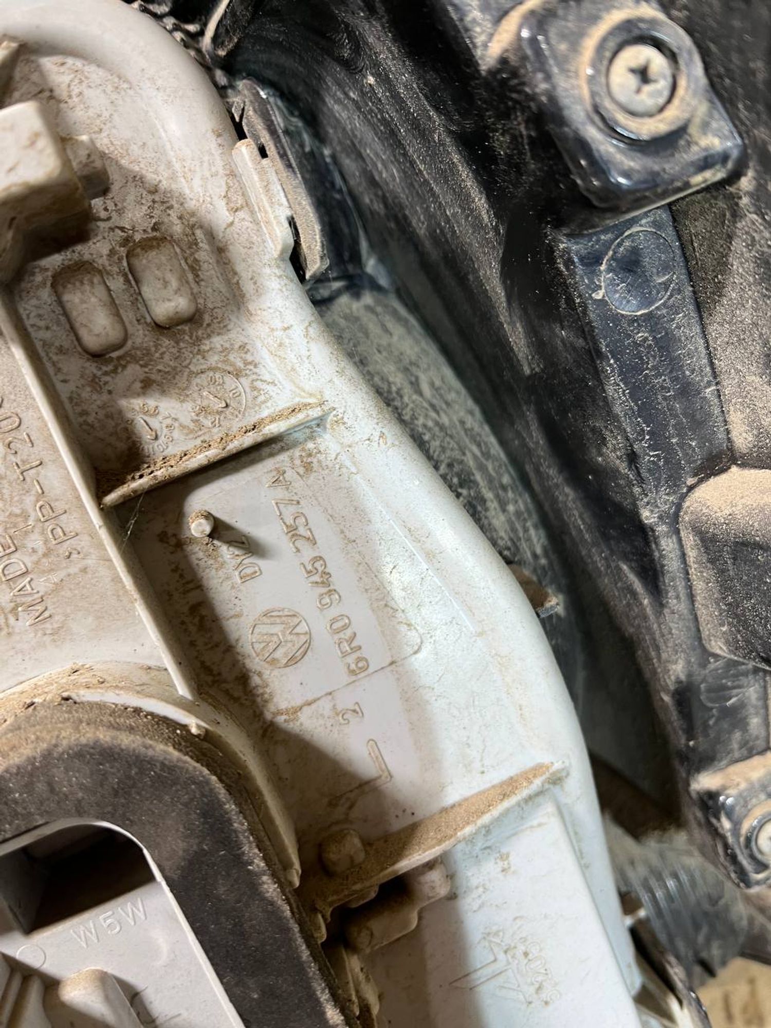 Фонарь Volkswagen Polo, V (2009—2015) 2012, 6000 рублей, Семиозерка