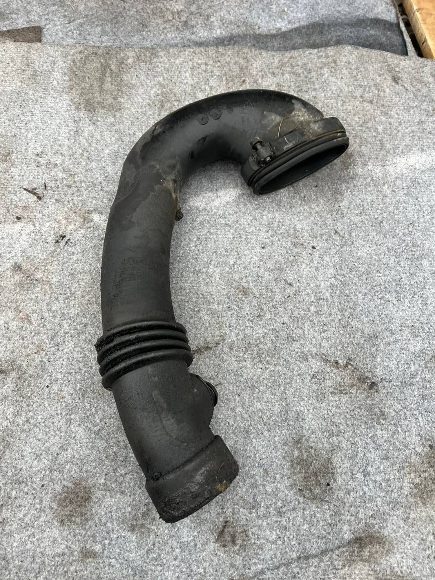 Патрубок воздухозаборника BMW X5, E53, 2000 рублей, Семиозерка