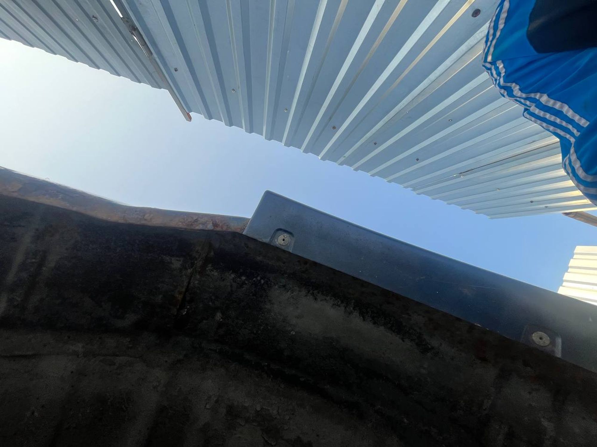 Крыло заднее левое Mitsubishi Pajero, III рестайлинг (2002—2006), 19000 рублей, Семиозерка