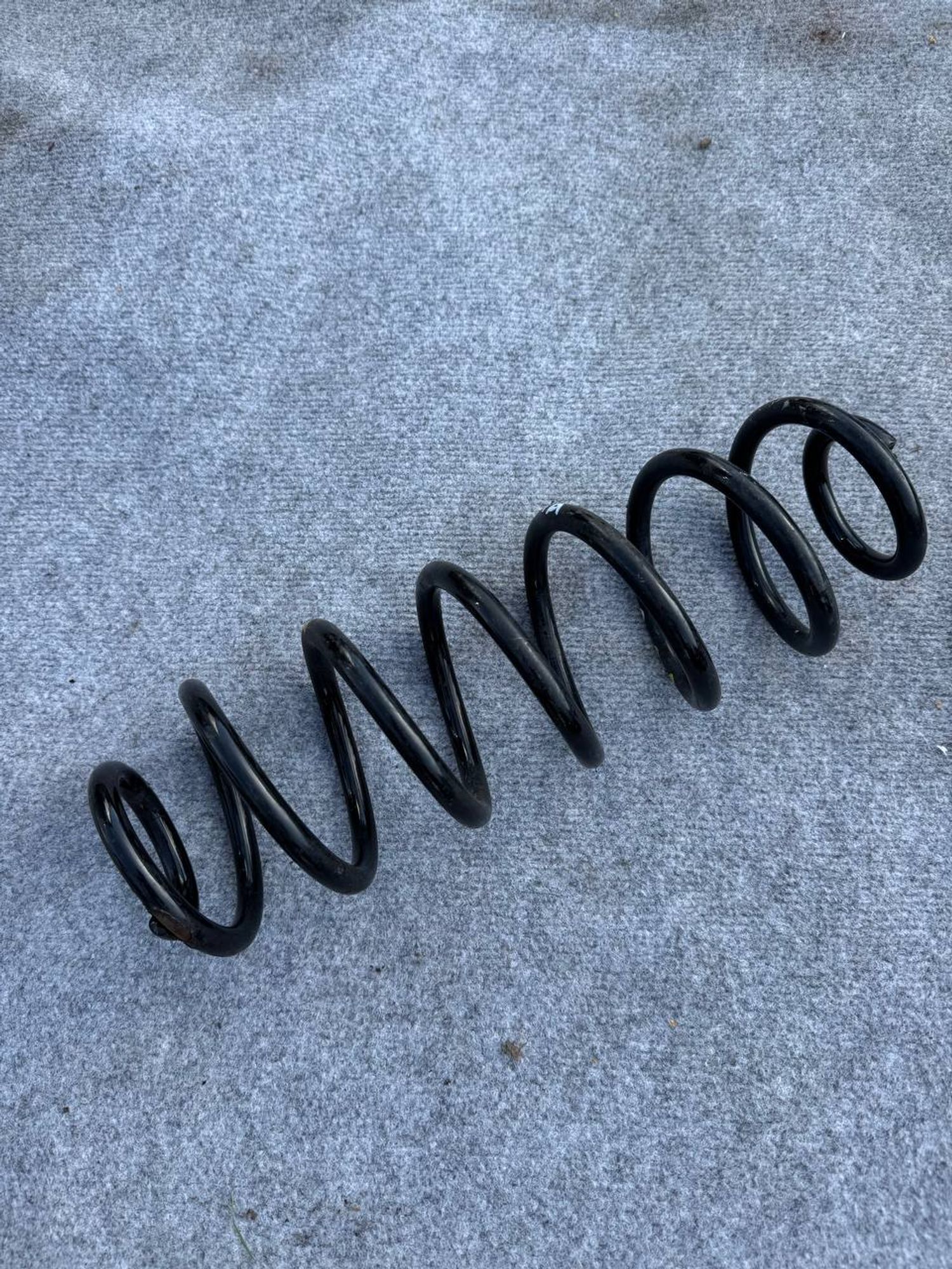 https://ycs.partsauto.market/partsauto-images/thmbs/userImages/268b2560e61c6abd63922b1757f69986/part/d1ecb751-a59a-46a3-9b9a-48b468c95843_1779867292222.jpg