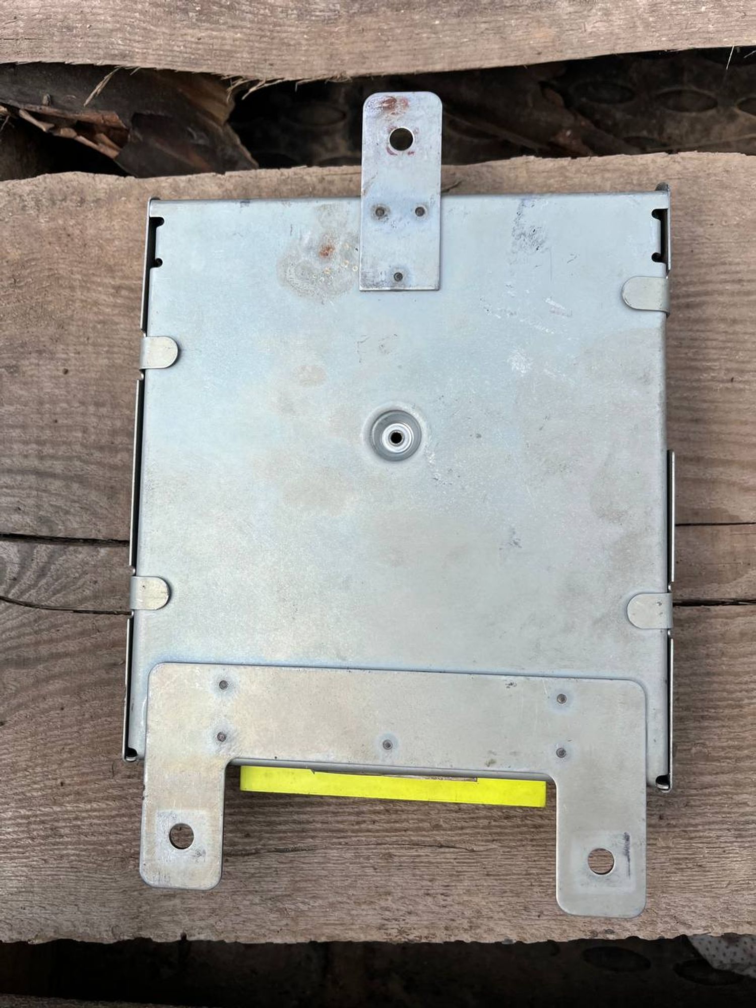 https://ycs.partsauto.market/partsauto-images/thmbs/userImages/268b2560e61c6abd63922b1757f69986/part/d3850159-4a99-42d3-bca8-344670c91763_1778423650297.jpg
