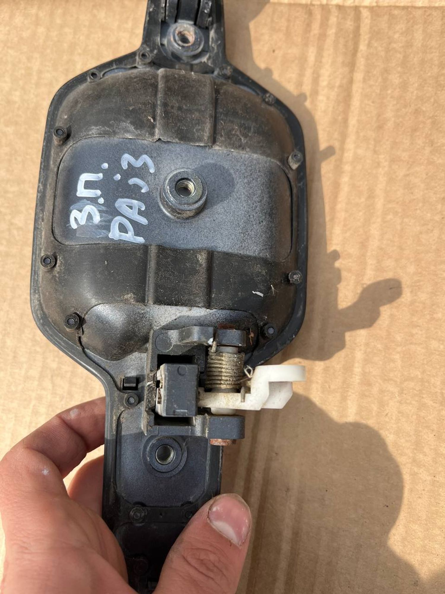 https://ycs.partsauto.market/partsauto-images/thmbs/userImages/268b2560e61c6abd63922b1757f69986/part/d555bf0b-284b-49ae-b37f-3a6c6b1ae8c7_1777273029006.jpg