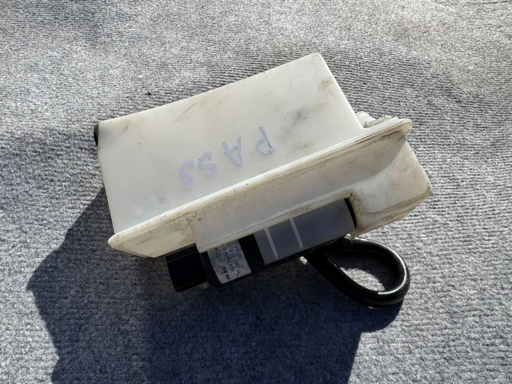 Бачок омывателя Volkswagen Passat, B6 (2005—2010), 1500 рублей, Семиозерка