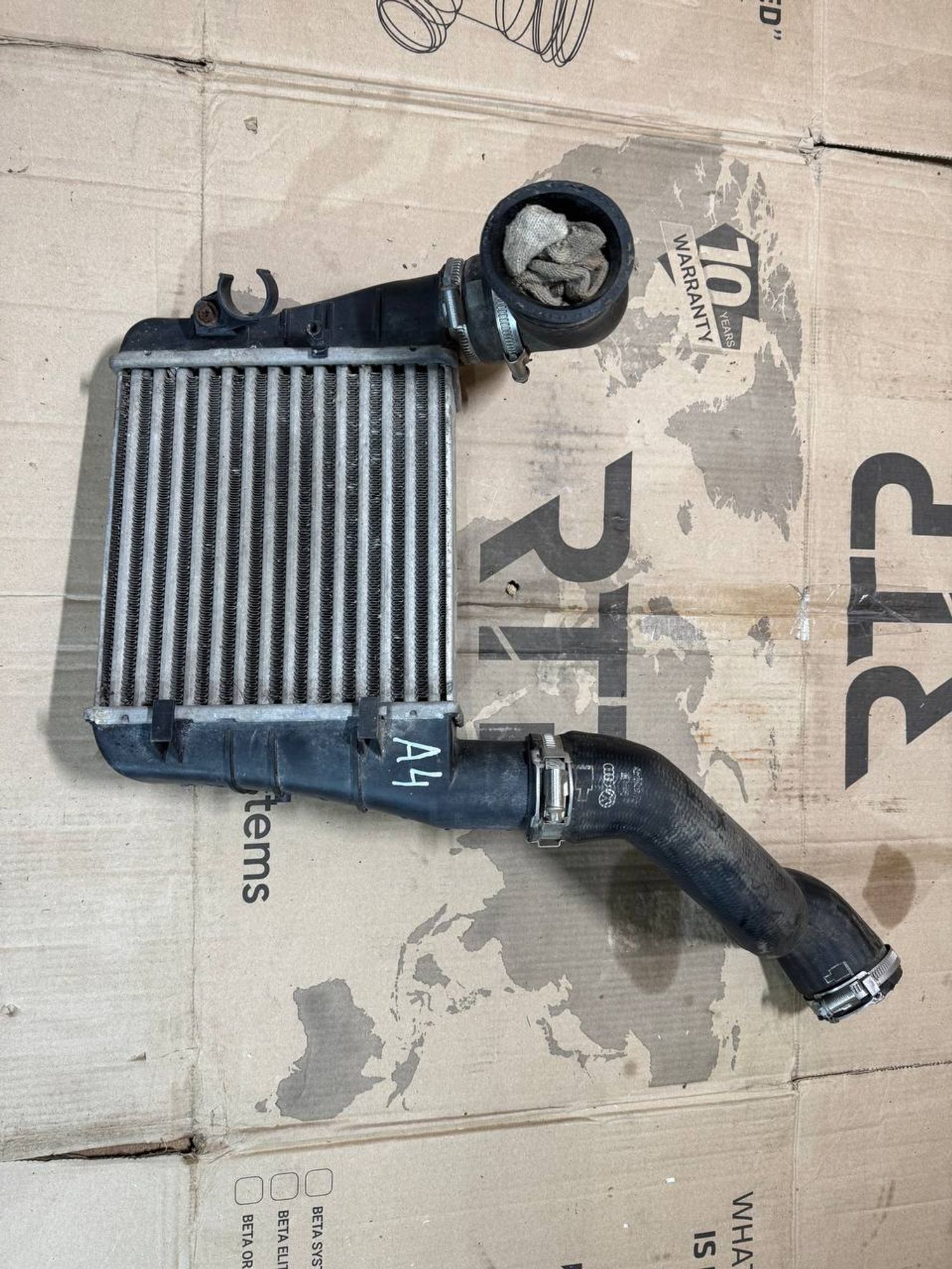 https://ycs.partsauto.market/partsauto-images/thmbs/userImages/268b2560e61c6abd63922b1757f69986/part/eb23044b-76be-4106-b4d4-0ce689b0362f_1776960594545.jpg