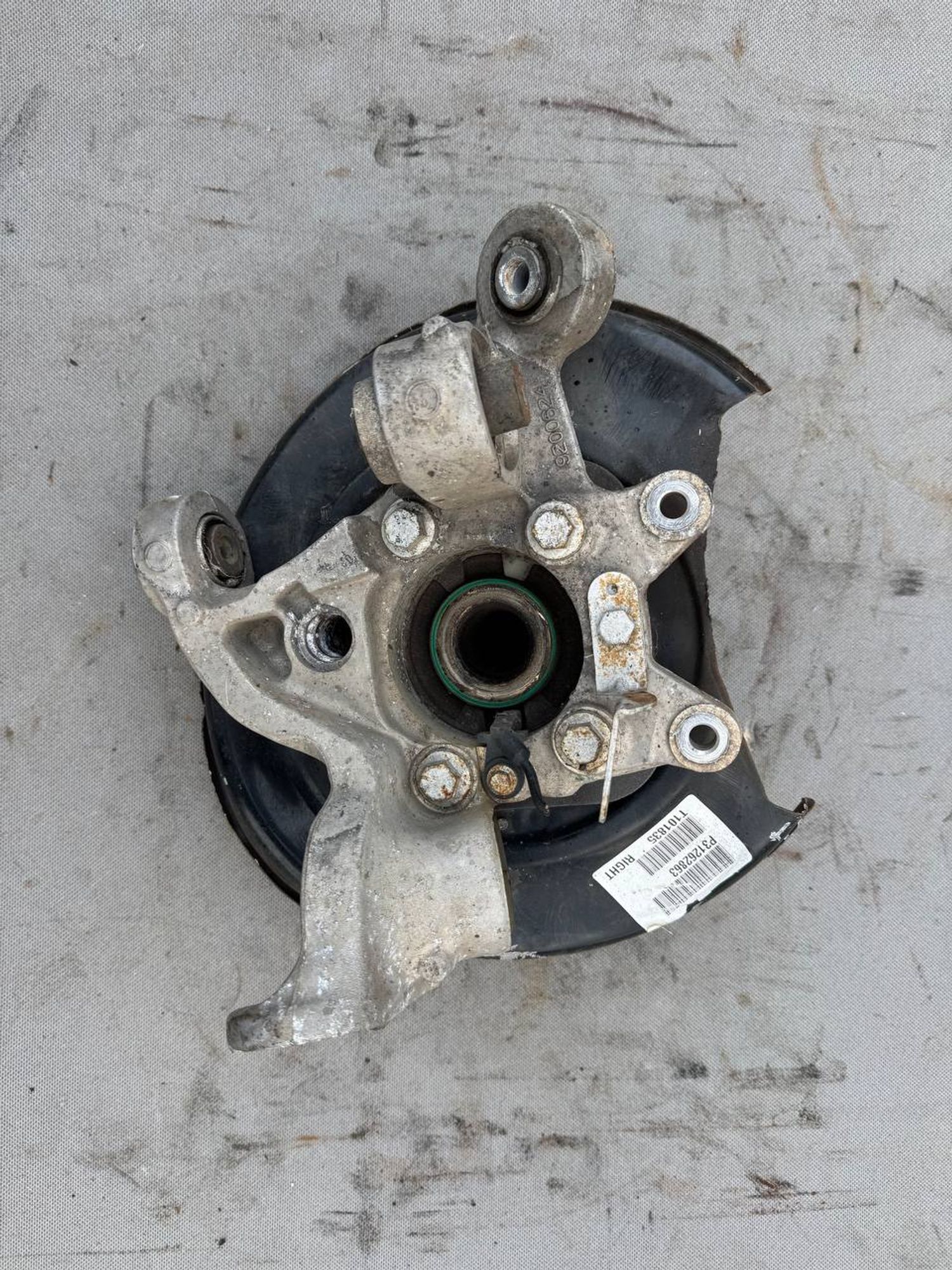 Ступица задняя правая Volvo S60, I Рестайлинг, 3000 рублей, Семиозерка