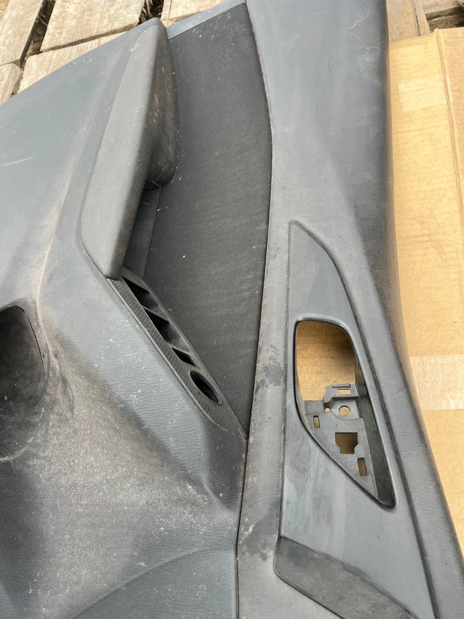 Обшивка двери передней левой Mazda 3, BM (2013—2016), 1300 рублей, Семиозерка