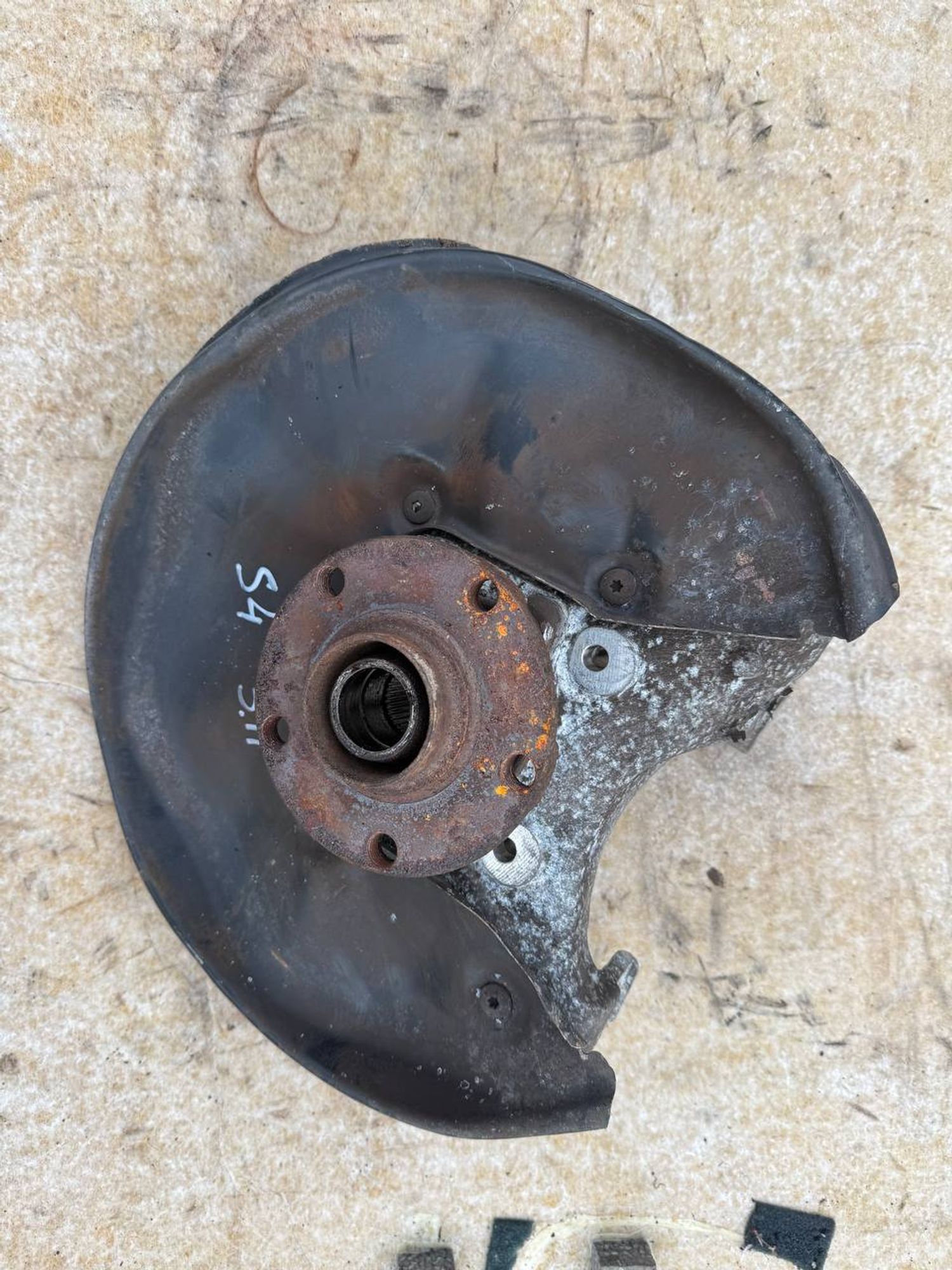 https://ycs.partsauto.market/partsauto-images/thmbs/userImages/268b2560e61c6abd63922b1757f69986/part/f8f78bc1-8093-46b9-a28d-14e69e6f626a_1779858927299.jpg