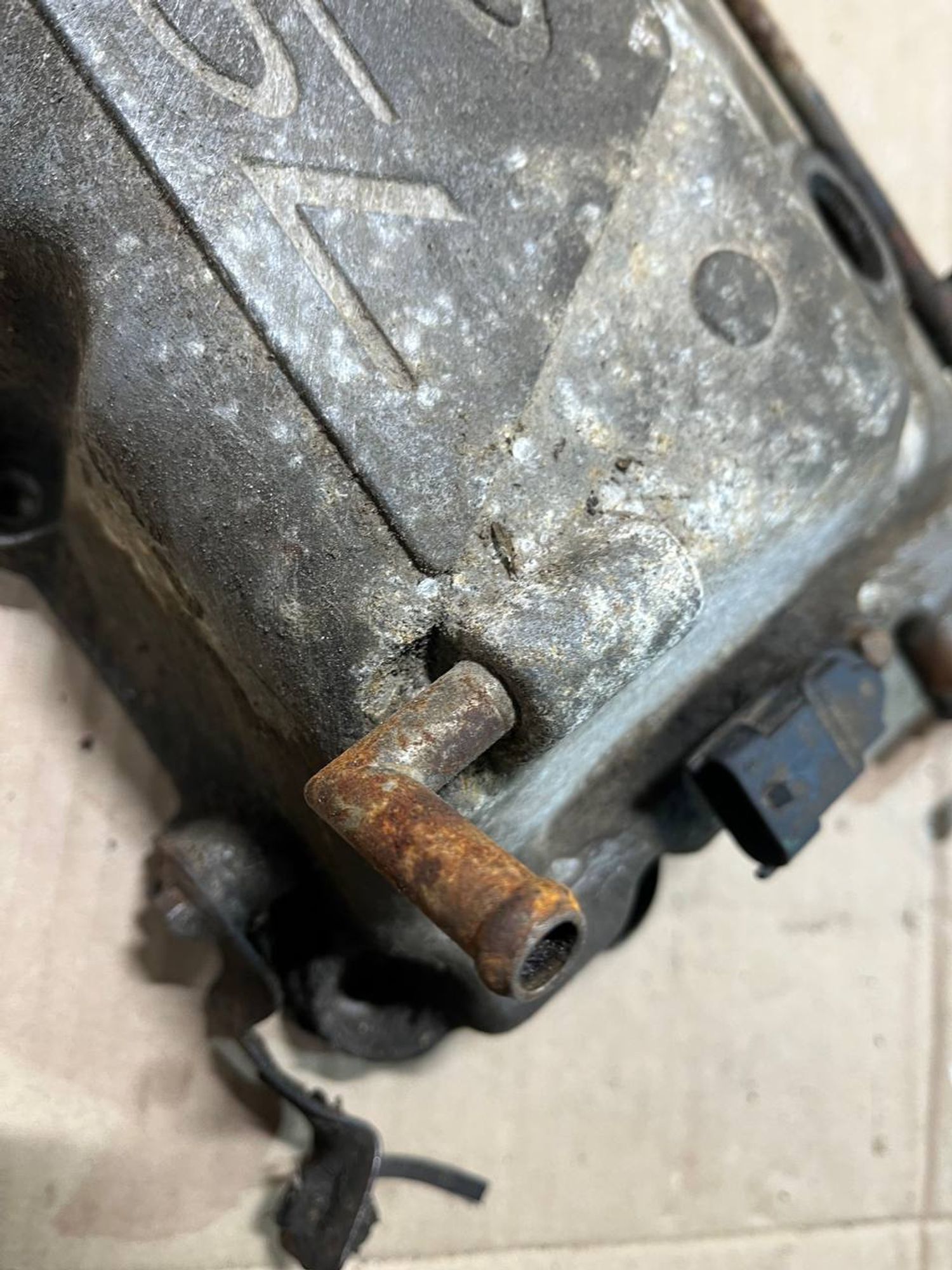 Клапанная крышка Chery Bonus (A13), 1200 рублей, Семиозерка