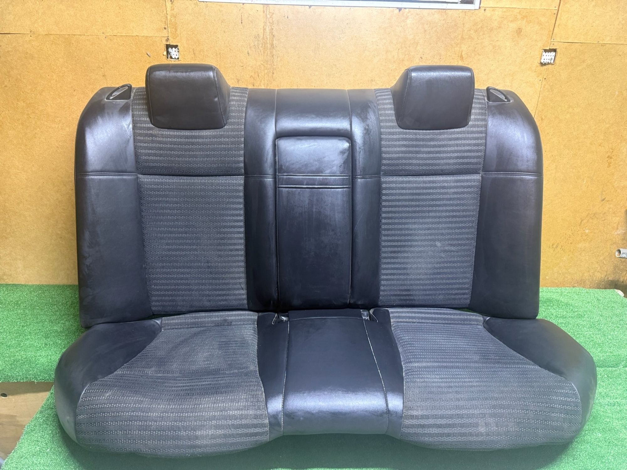 https://ycs.partsauto.market/partsauto-images/thmbs/userImages/268c7b7c5ddd9a209b42b9c618da965e/part/06418ee6-18bd-40ad-8012-d865545ec7f6_1784789844367.jpg