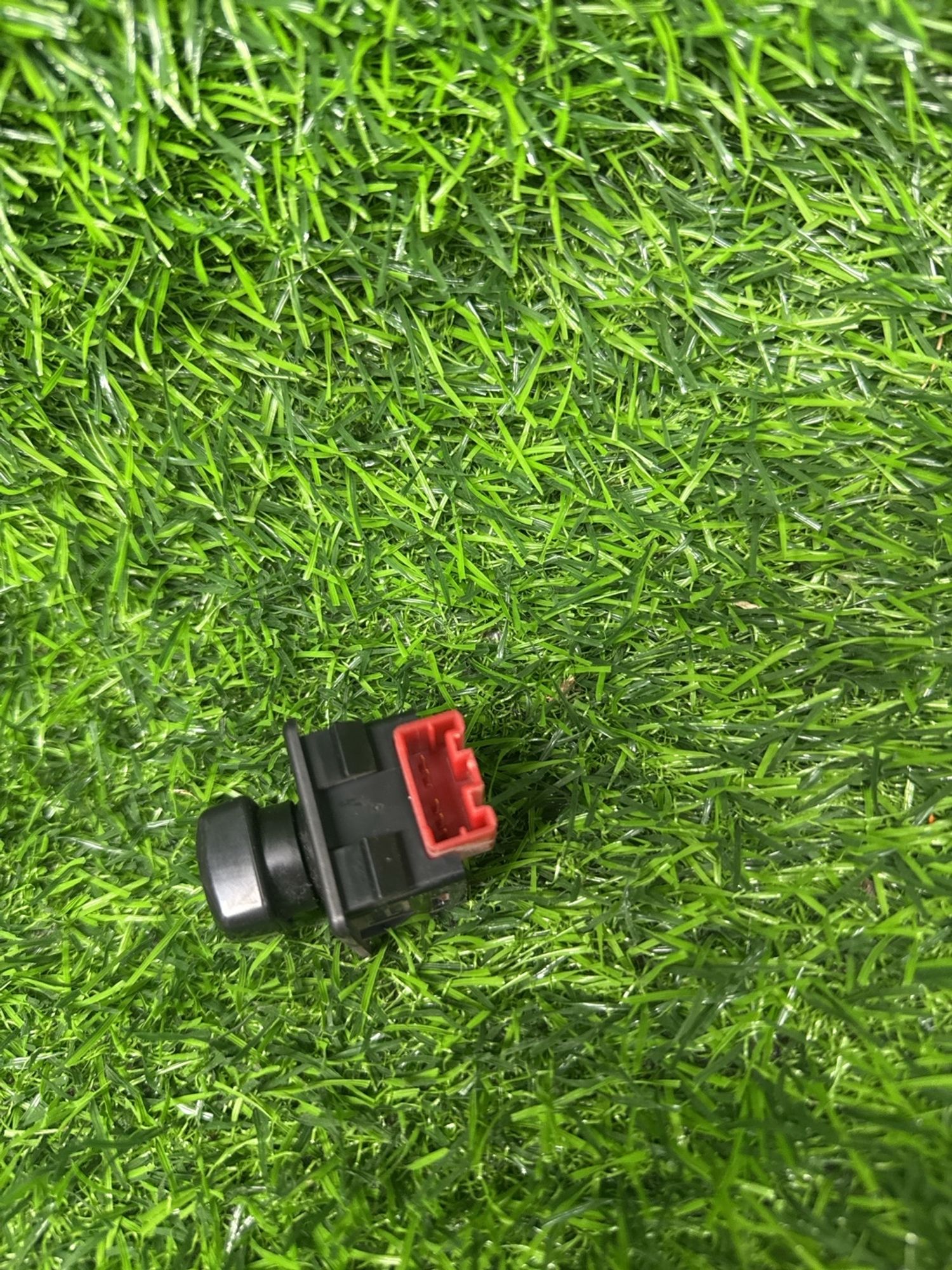 https://ycs.partsauto.market/partsauto-images/thmbs/userImages/268c7b7c5ddd9a209b42b9c618da965e/part/5066f265-39ff-4b1e-af55-e7655213c4ed_1780051520608.jpg