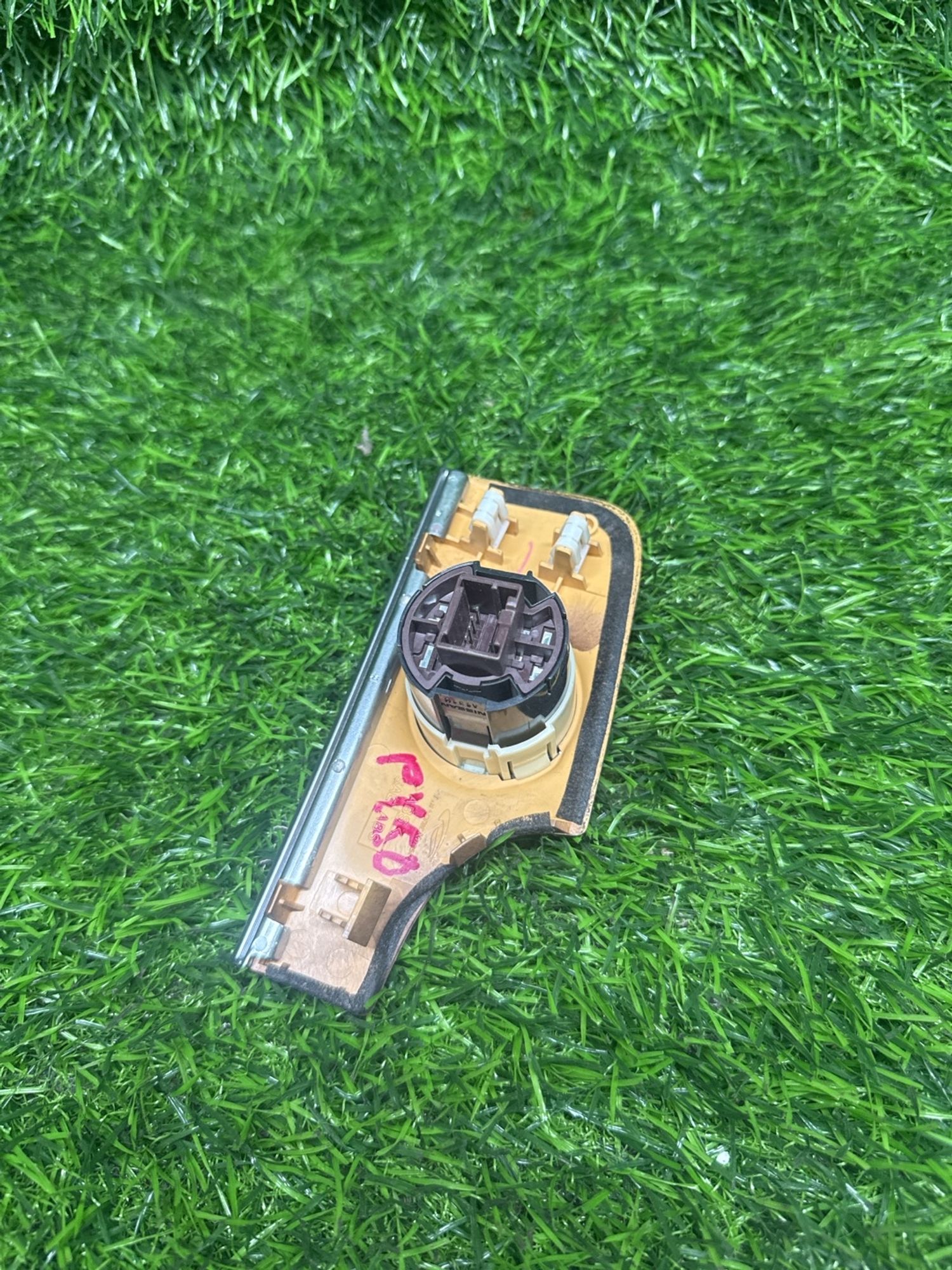https://ycs.partsauto.market/partsauto-images/thmbs/userImages/268c7b7c5ddd9a209b42b9c618da965e/part/5e8ef23f-d3c2-4155-a344-8ee6ef946bdb_1780048459835.jpg
