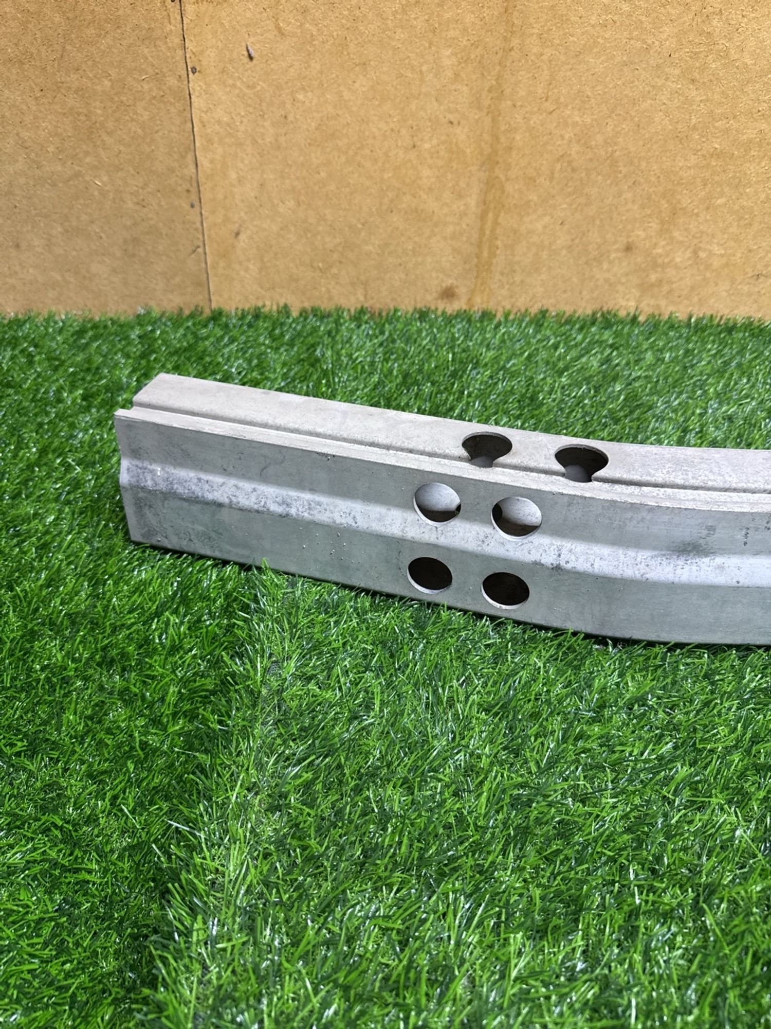 https://ycs.partsauto.market/partsauto-images/thmbs/userImages/268c7b7c5ddd9a209b42b9c618da965e/part/5ea79024-5f0e-4bf4-958c-85e460ad677c_1778748167472.jpg