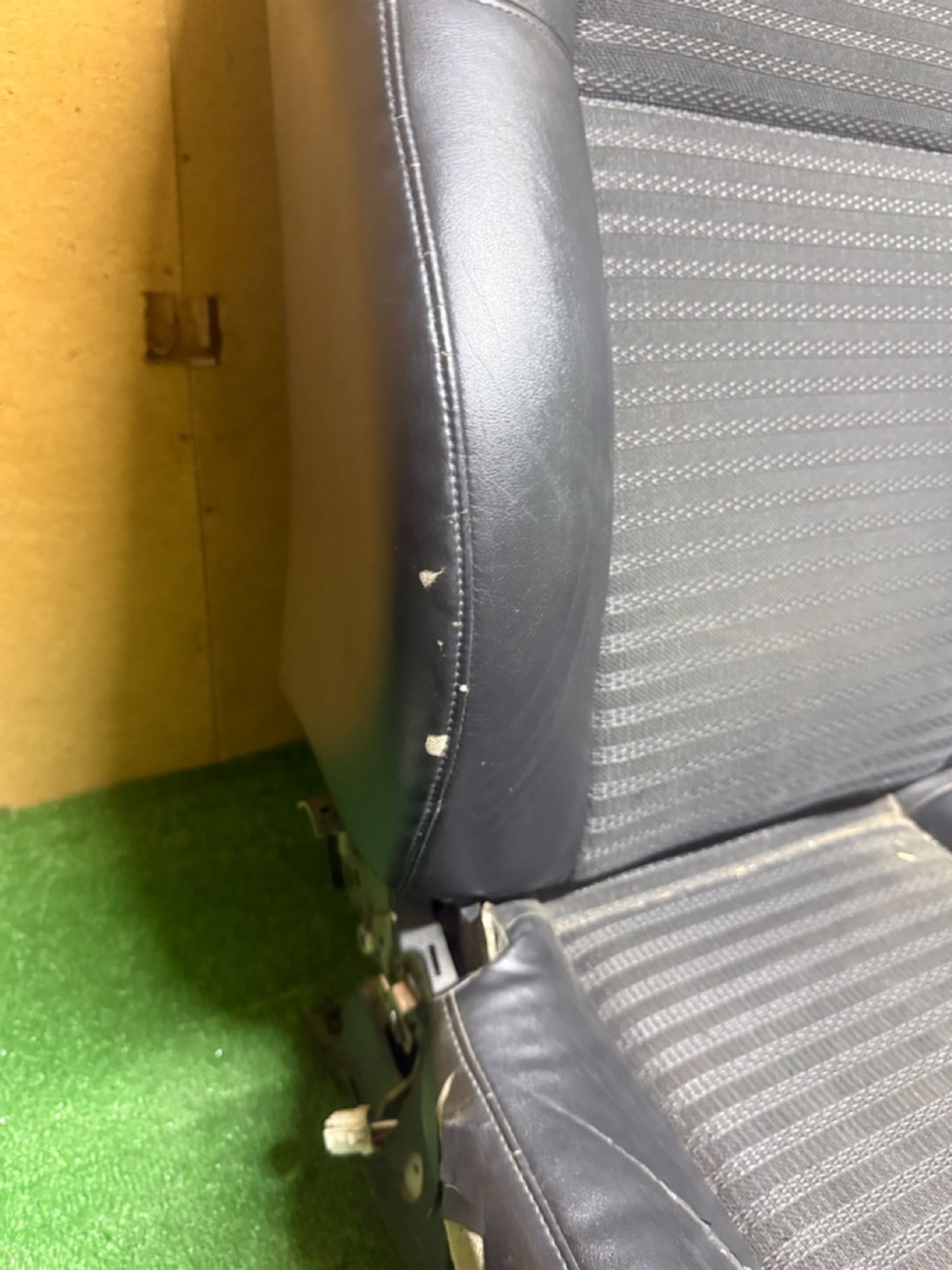 https://ycs.partsauto.market/partsauto-images/thmbs/userImages/268c7b7c5ddd9a209b42b9c618da965e/part/65a8636c-d946-4be7-87ca-7683def9a3a0_1784790576878.jpg