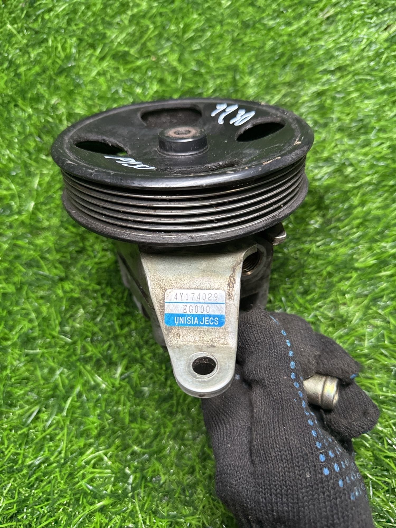 https://ycs.partsauto.market/partsauto-images/thmbs/userImages/268c7b7c5ddd9a209b42b9c618da965e/part/743931df-7131-421f-bb73-d18a2558b5b5_1778749535969.jpg