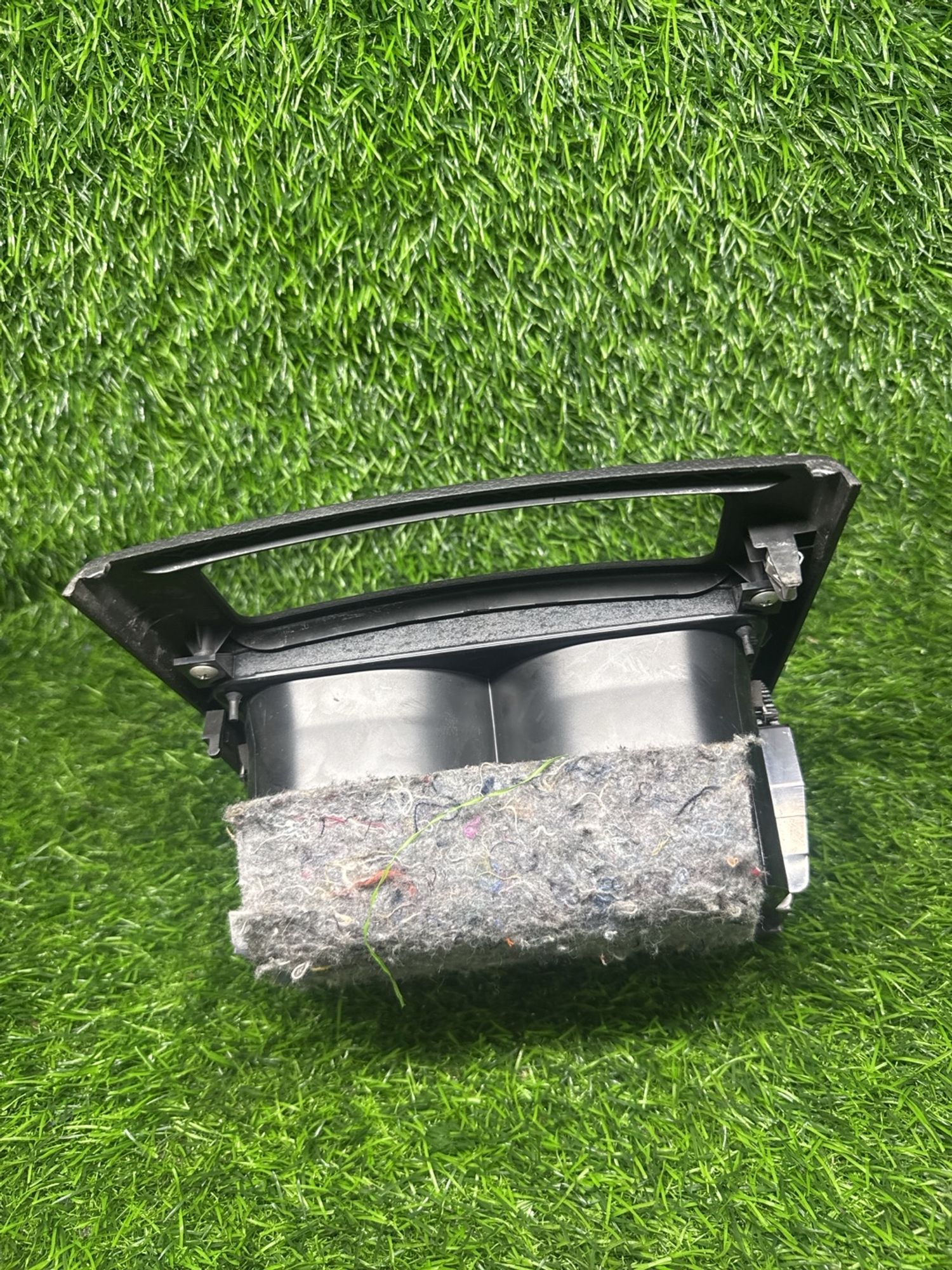 https://ycs.partsauto.market/partsauto-images/thmbs/userImages/268c7b7c5ddd9a209b42b9c618da965e/part/7516814f-2cc0-4c75-8b66-d17458066a98_1780050345131.jpg