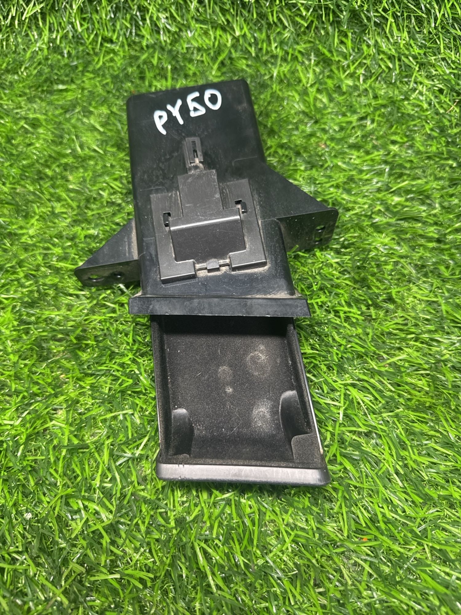 https://ycs.partsauto.market/partsauto-images/thmbs/userImages/268c7b7c5ddd9a209b42b9c618da965e/part/8584322f-89c3-445c-9a27-eb7d34f7f52a_1780049937610.jpg