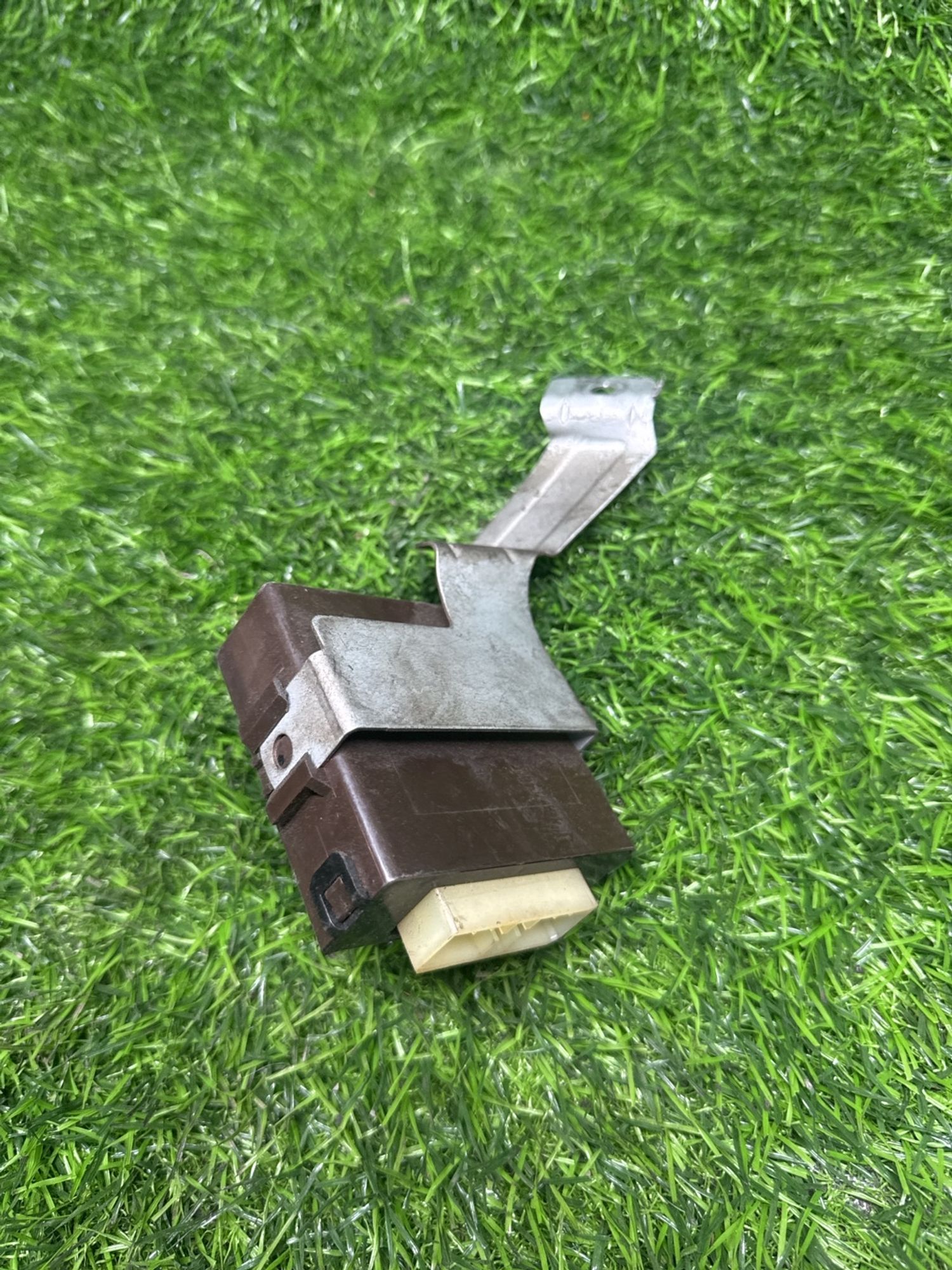 https://ycs.partsauto.market/partsauto-images/thmbs/userImages/268c7b7c5ddd9a209b42b9c618da965e/part/a6ff1abd-35f7-4e95-95b0-22ed0d8bd36d_1779876829935.jpg