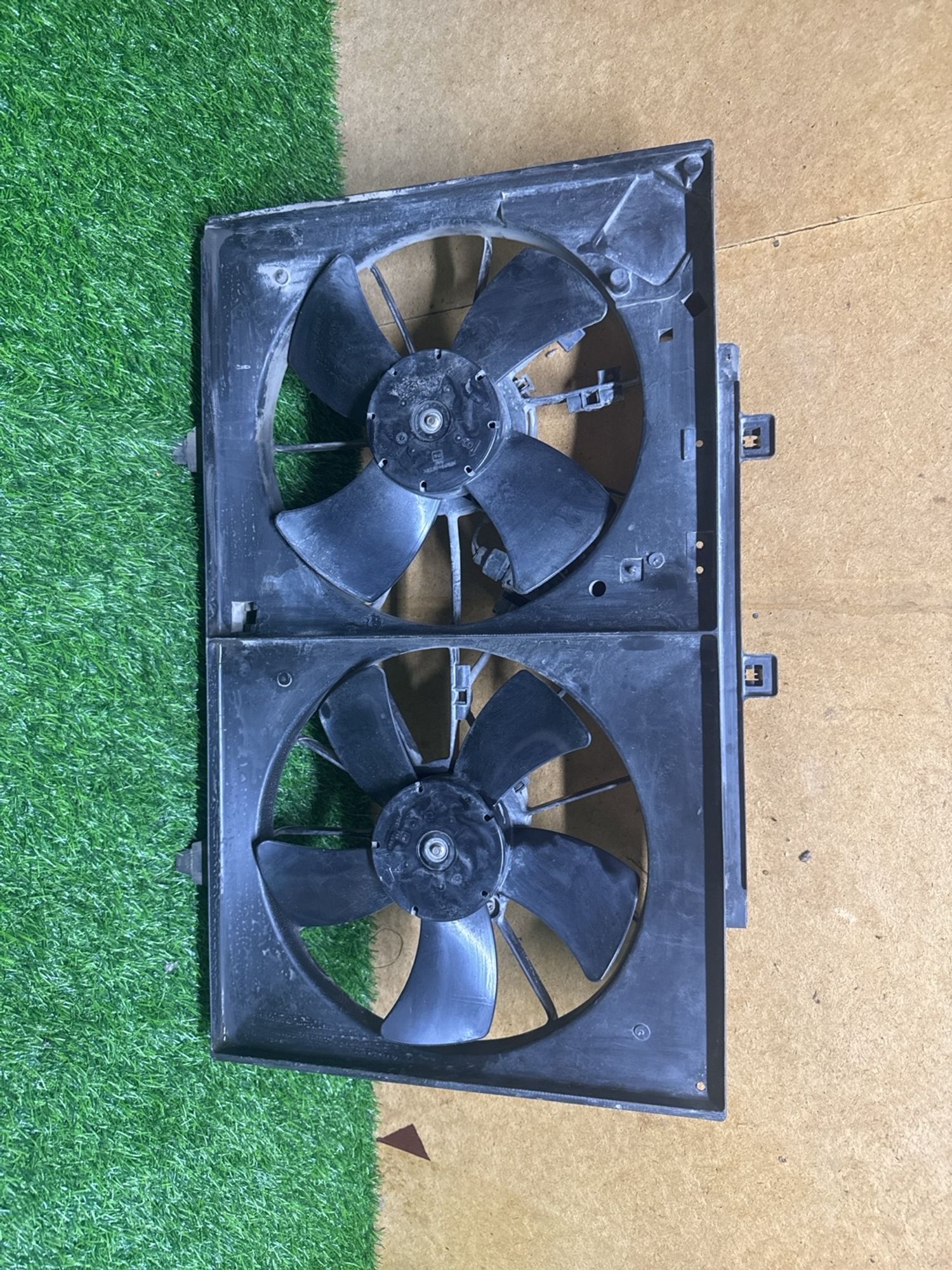 https://ycs.partsauto.market/partsauto-images/thmbs/userImages/268c7b7c5ddd9a209b42b9c618da965e/part/b19ffcaf-e19a-4b47-9cb6-2a1ca6cd480a_1778670735922.jpg