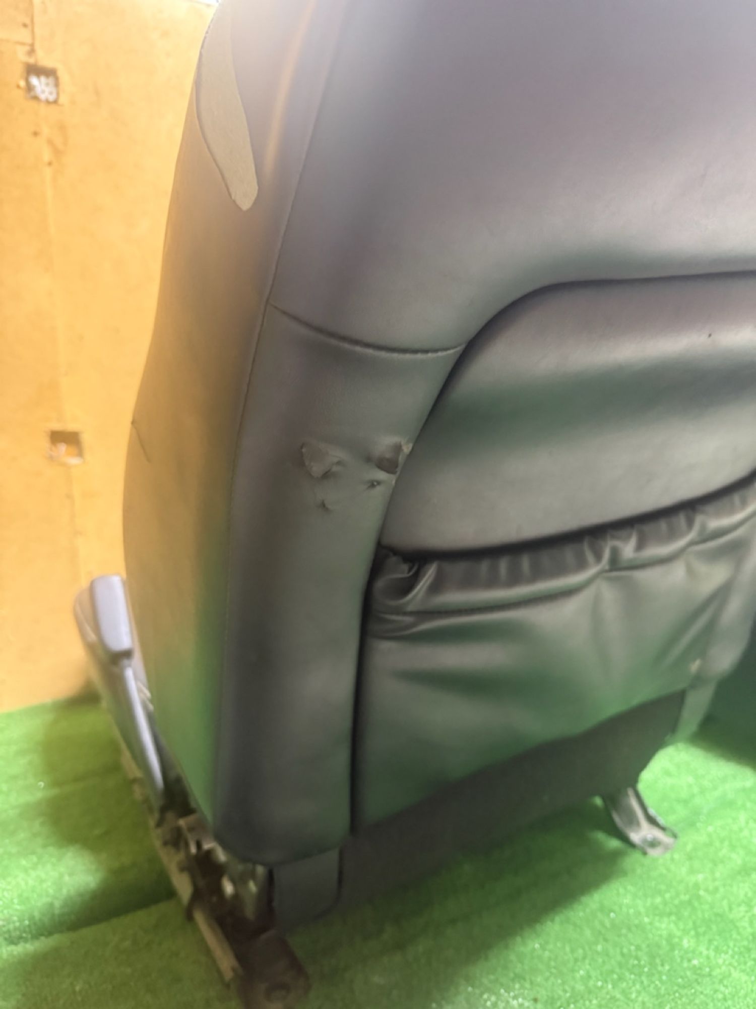 https://ycs.partsauto.market/partsauto-images/thmbs/userImages/268c7b7c5ddd9a209b42b9c618da965e/part/b79138f9-7c3b-4830-9175-db6d0581dcbc_1784790596179.jpg