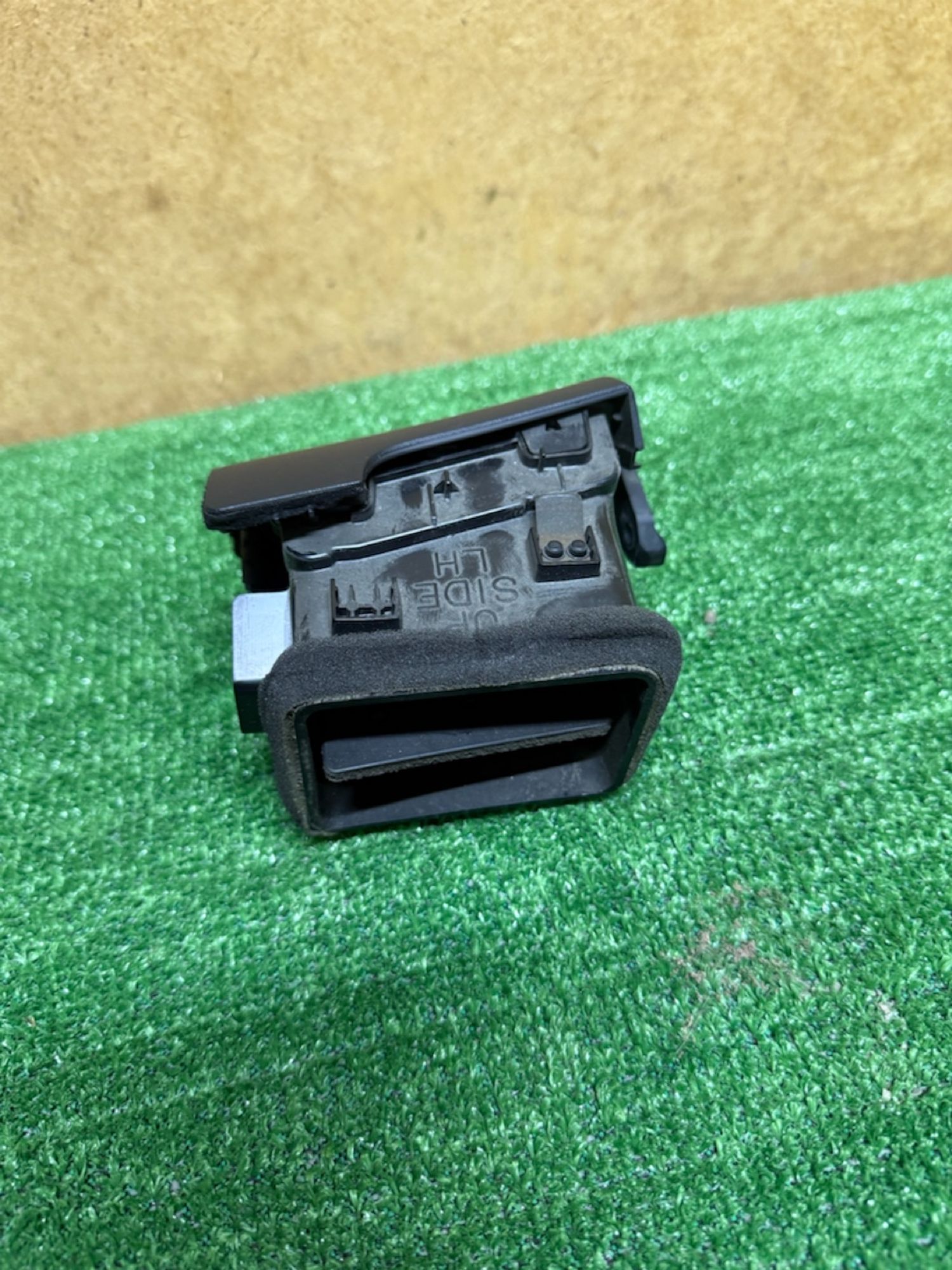 https://ycs.partsauto.market/partsauto-images/thmbs/userImages/268c7b7c5ddd9a209b42b9c618da965e/part/c01d7aa3-90aa-43bc-a5df-464cffa1ba8e_1783951520622.jpg