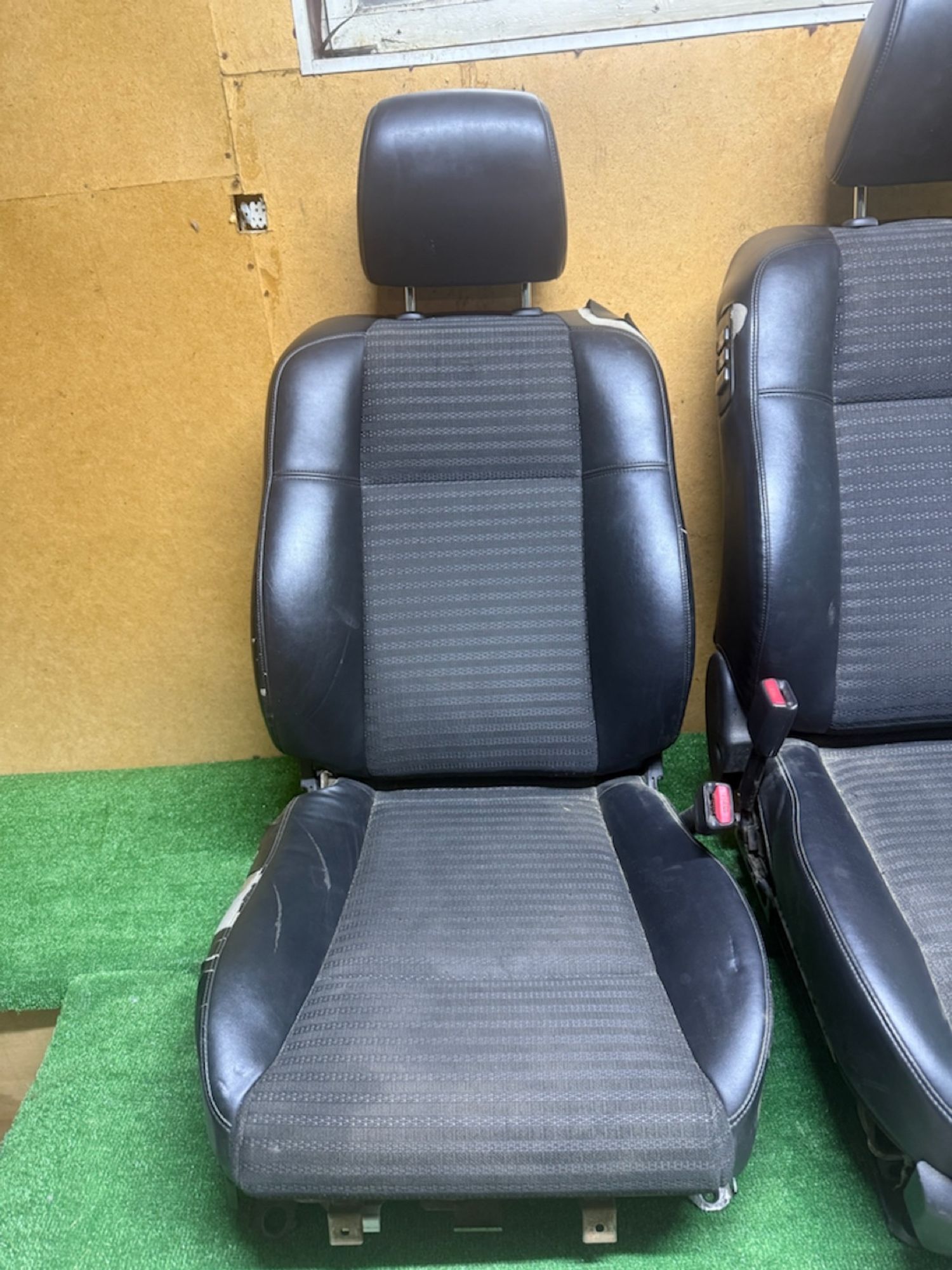 https://ycs.partsauto.market/partsauto-images/thmbs/userImages/268c7b7c5ddd9a209b42b9c618da965e/part/d8b71564-4cd8-4e52-b57e-1e1217f7ad14_1784790619774.jpg